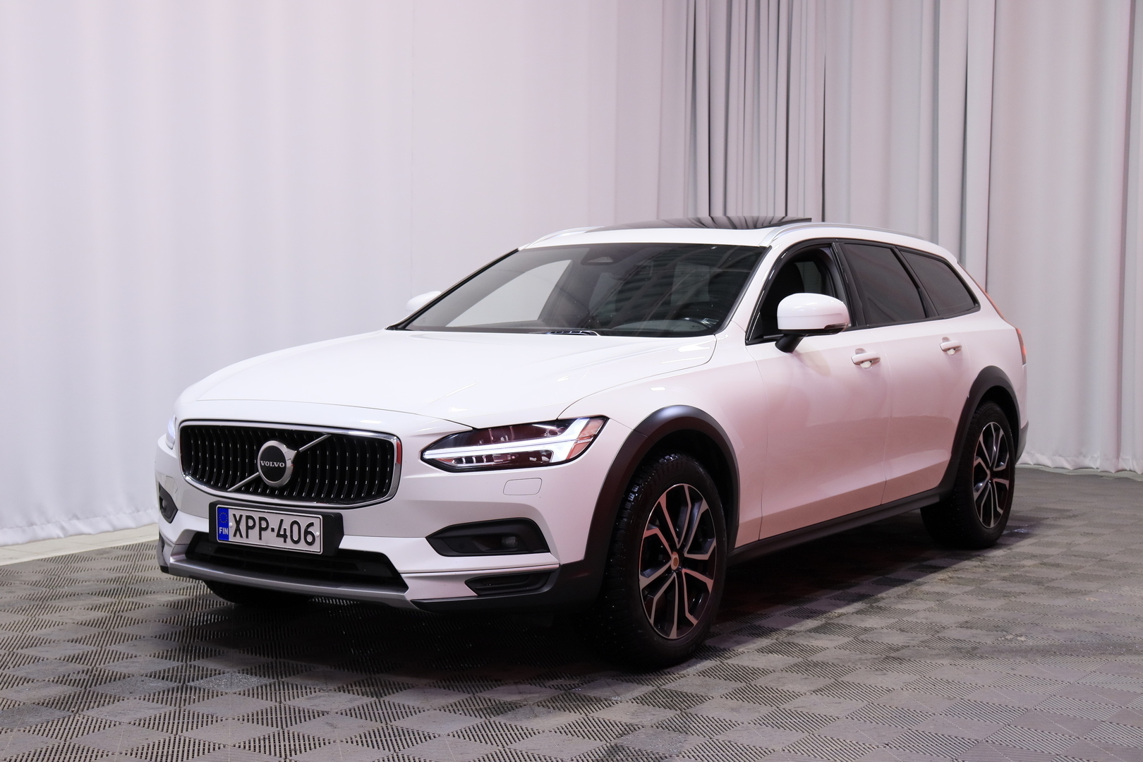 VOLVO V90 Cross Country 2022