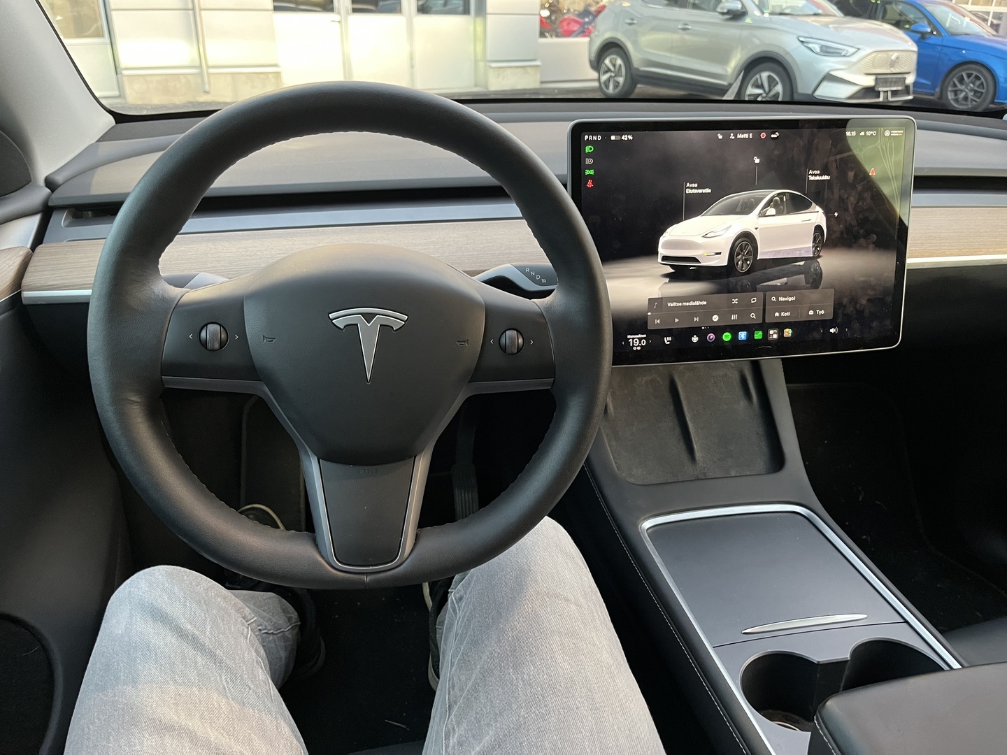 TESLA Model Y 2023