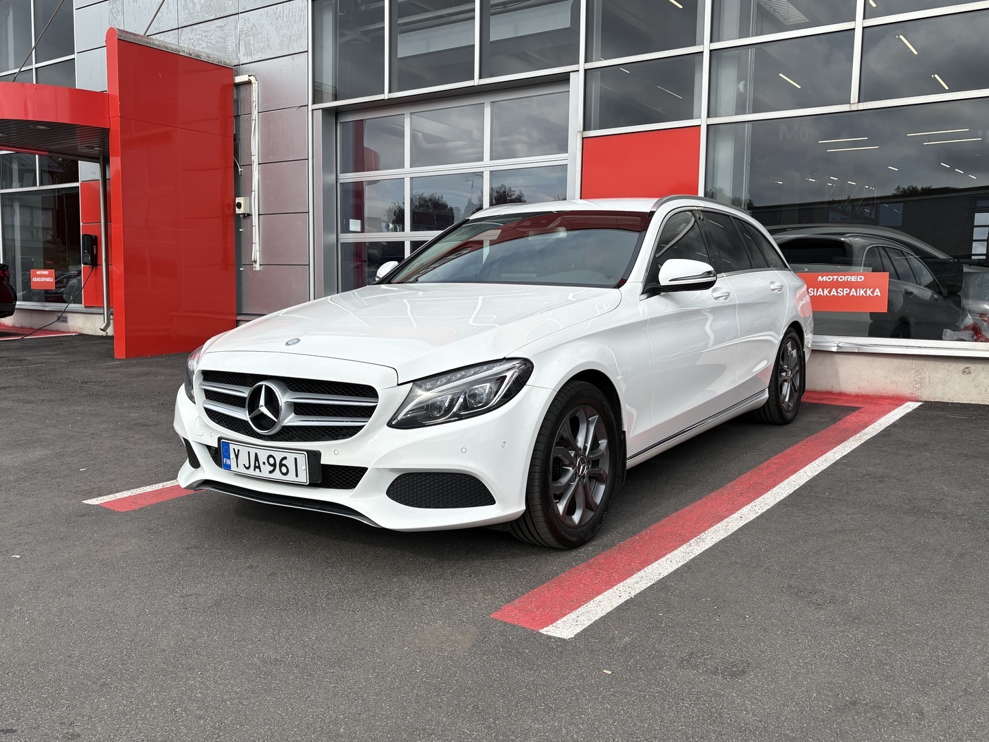 MERCEDES-BENZ C 2016