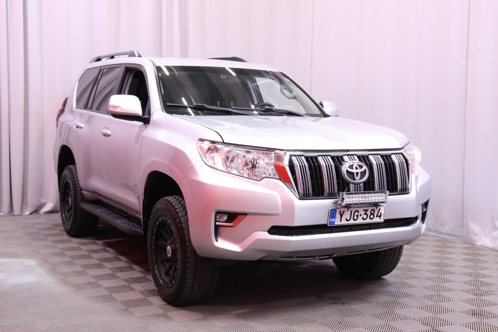 TOYOTA Land Cruiser 2011