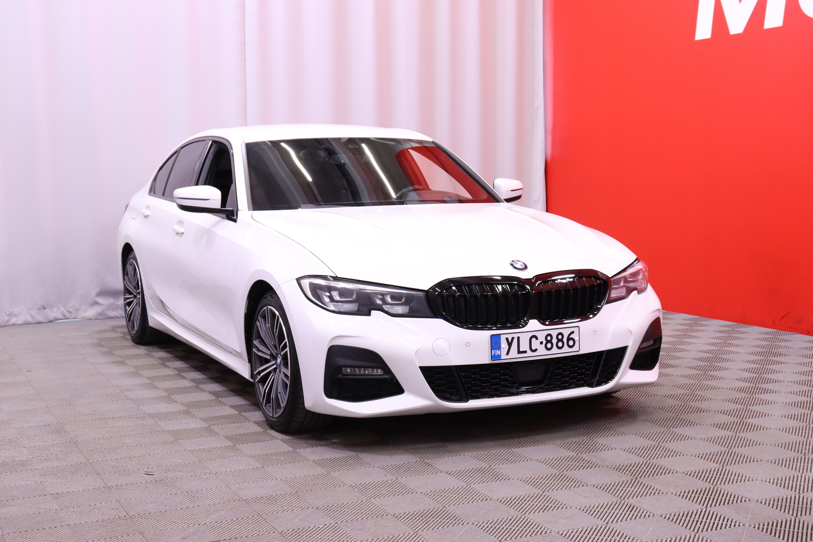 BMW 320 2019