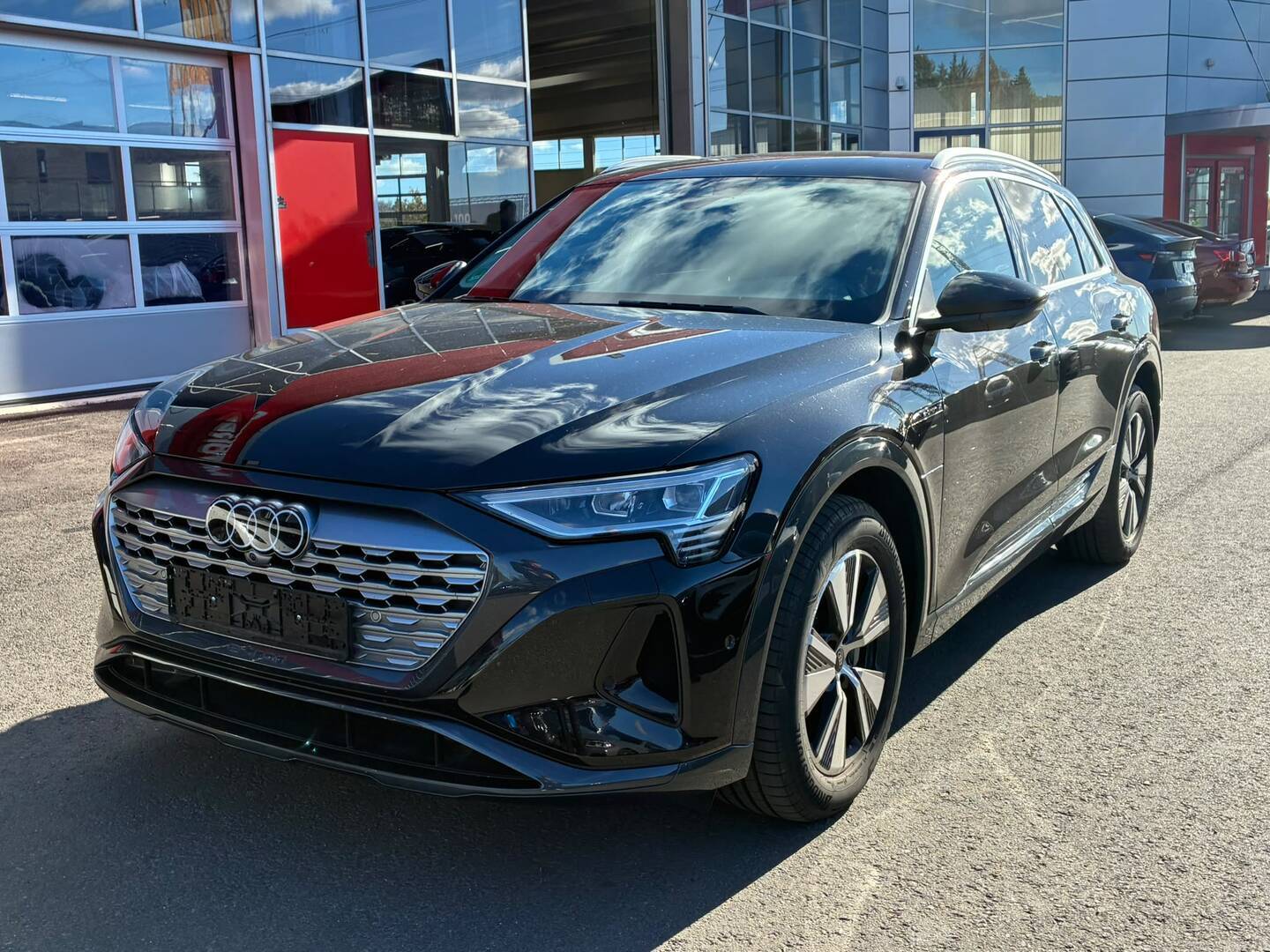 AUDI Q8 e-tron 2023