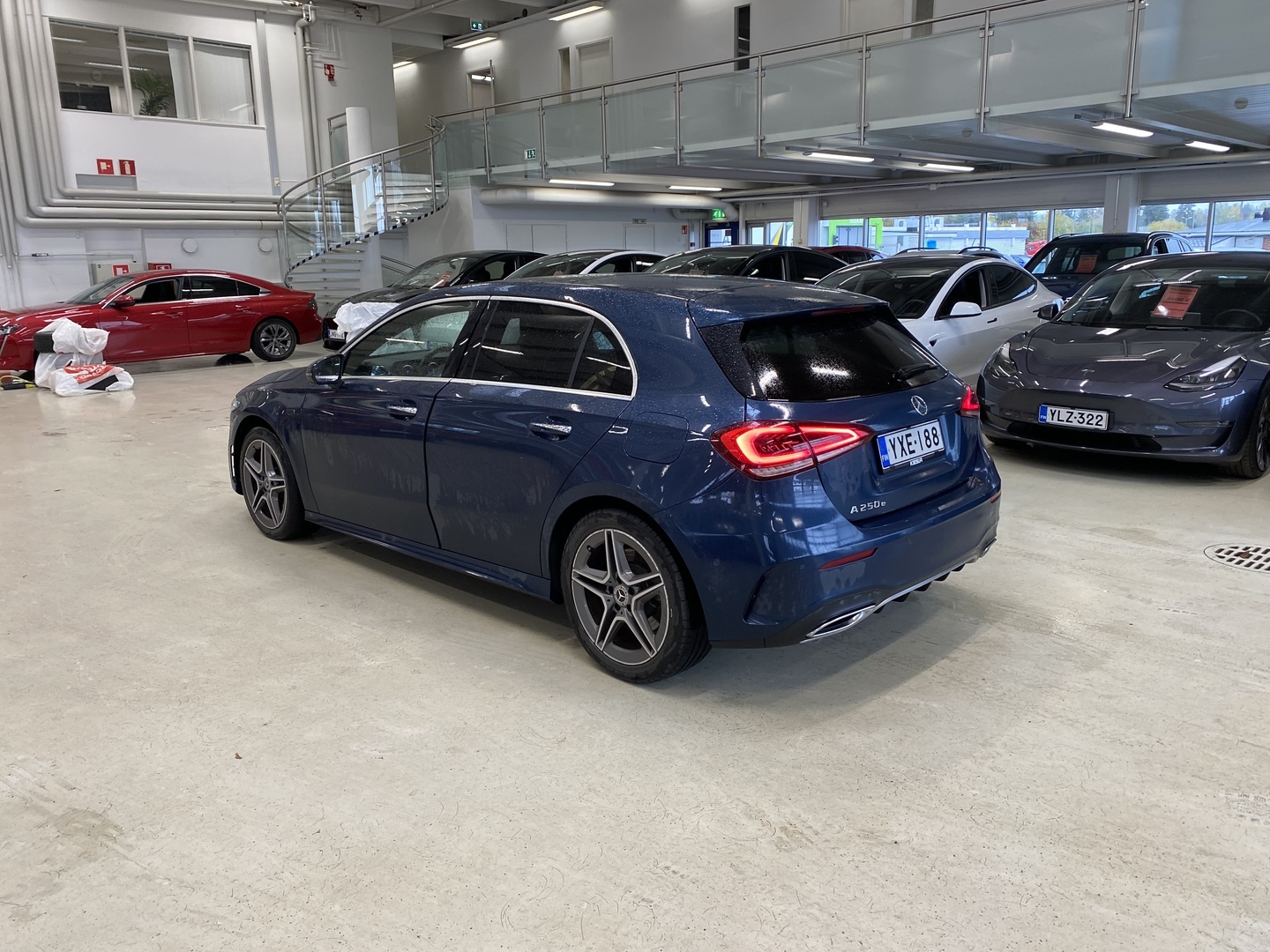 MERCEDES-BENZ A 2020