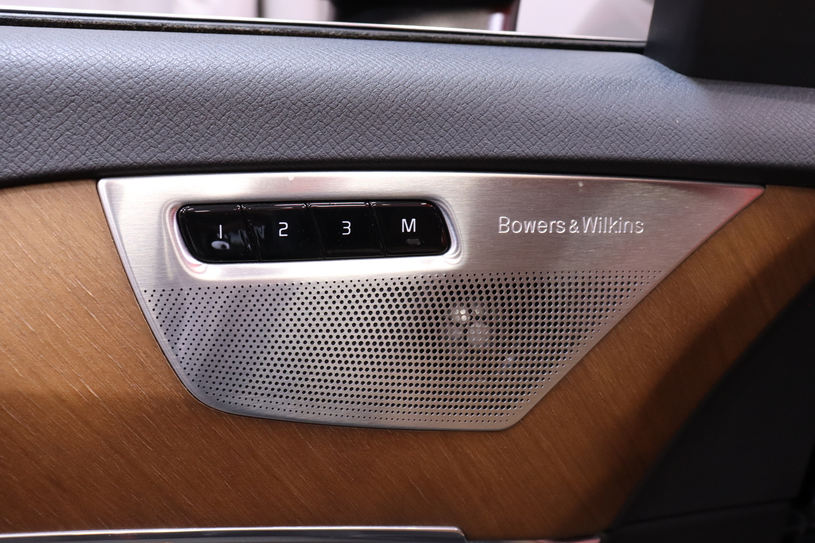 VOLVO XC90 2018