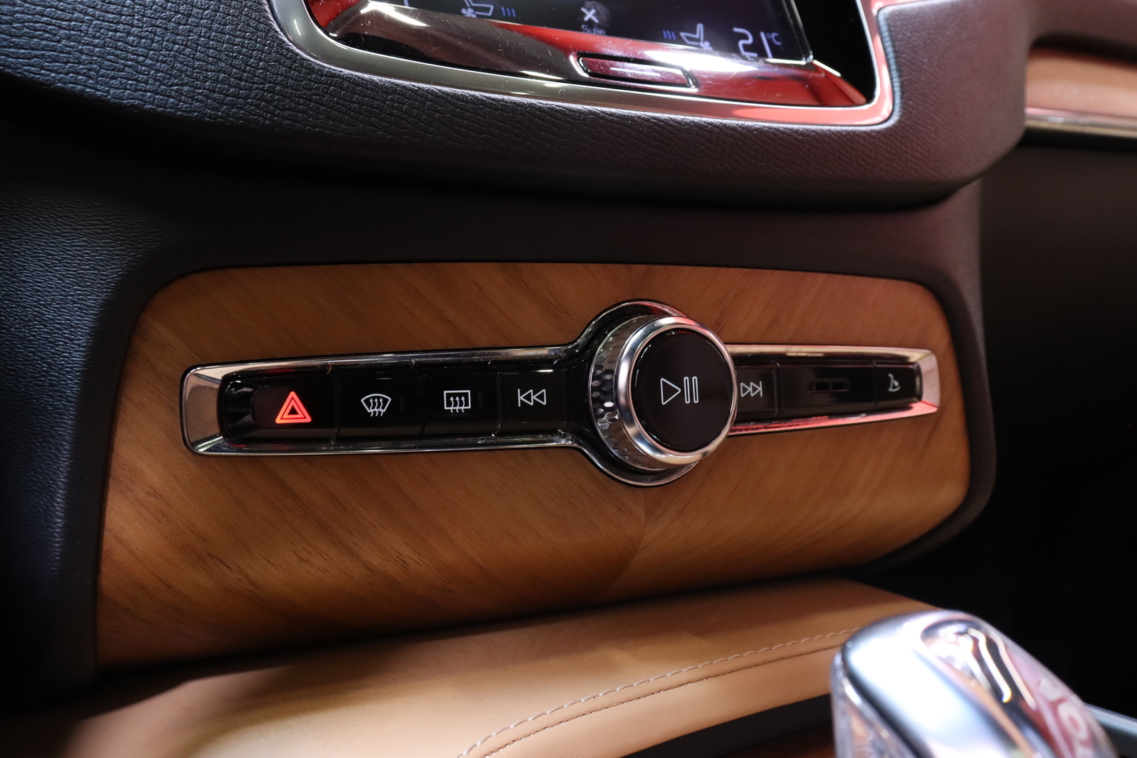 VOLVO XC90 2018