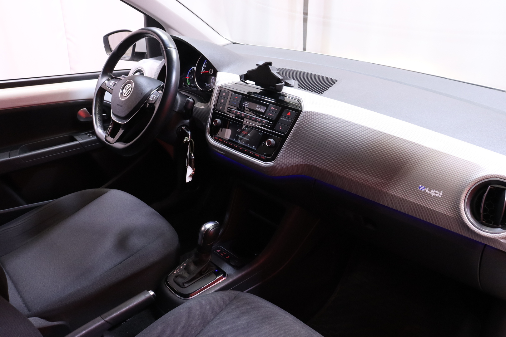VOLKSWAGEN up! 2019