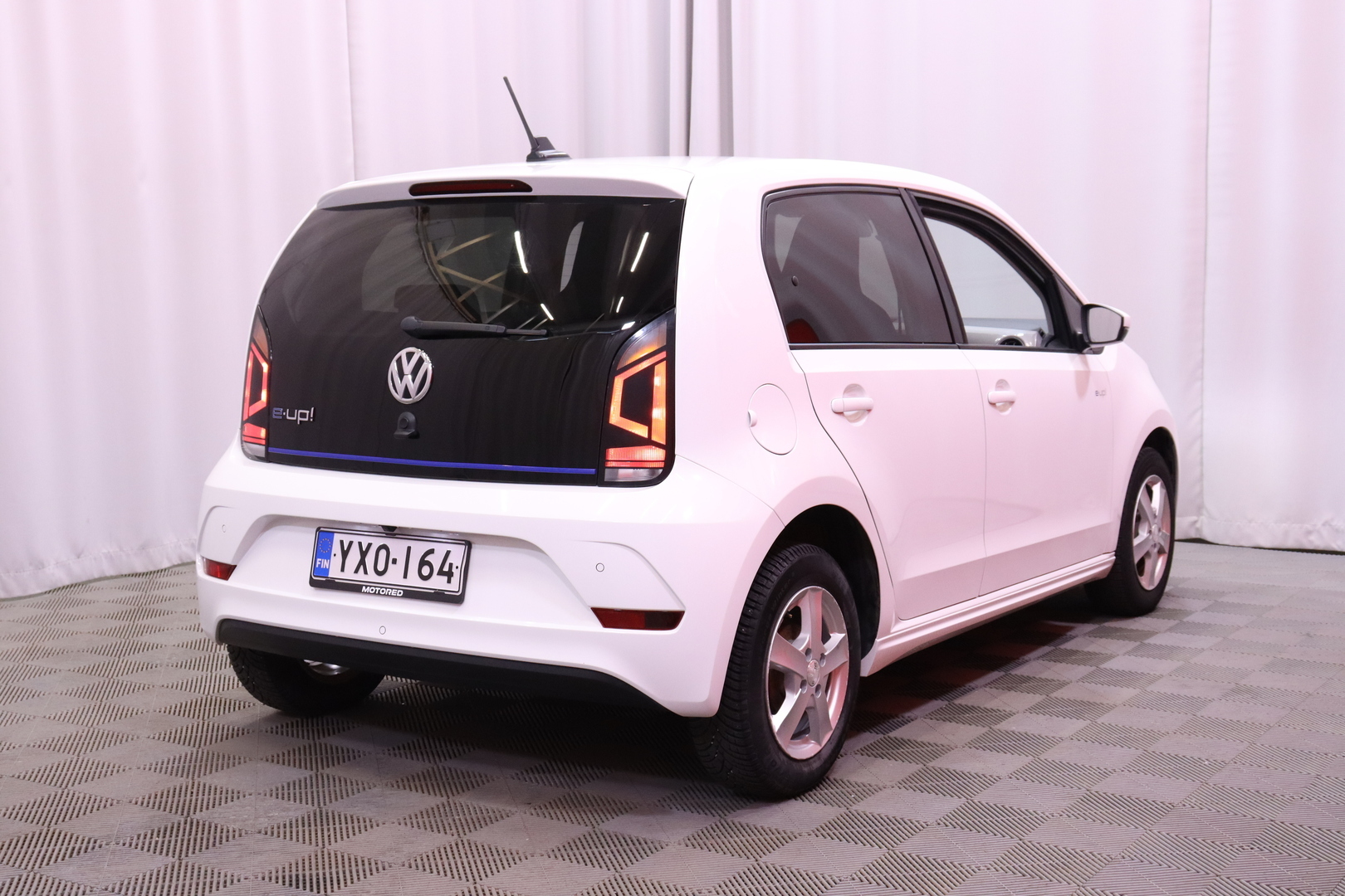 VOLKSWAGEN up! 2019