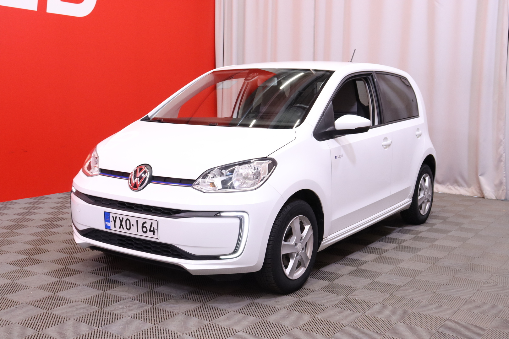 VOLKSWAGEN up! 2019