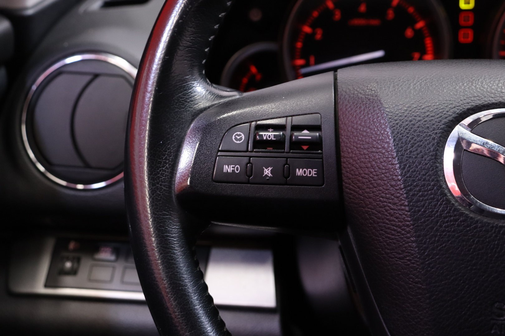 MAZDA 6 2010