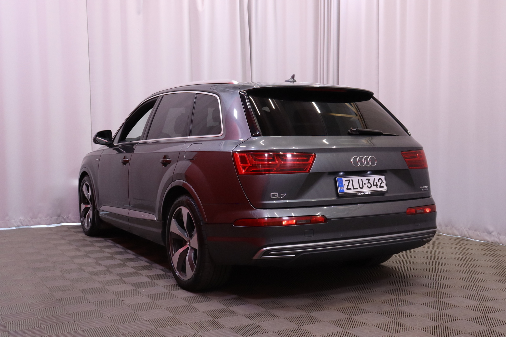 AUDI Q7 2018
