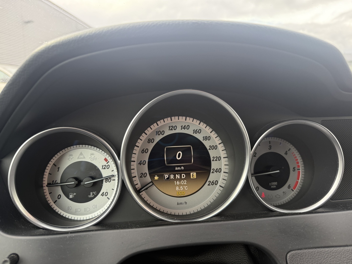 MERCEDES-BENZ C 2012