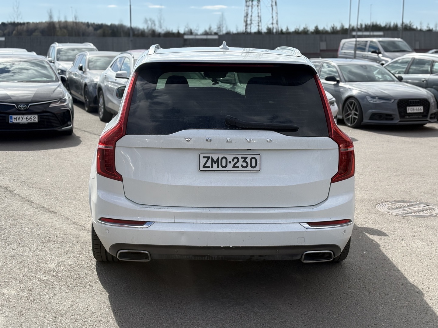 VOLVO XC90 2019