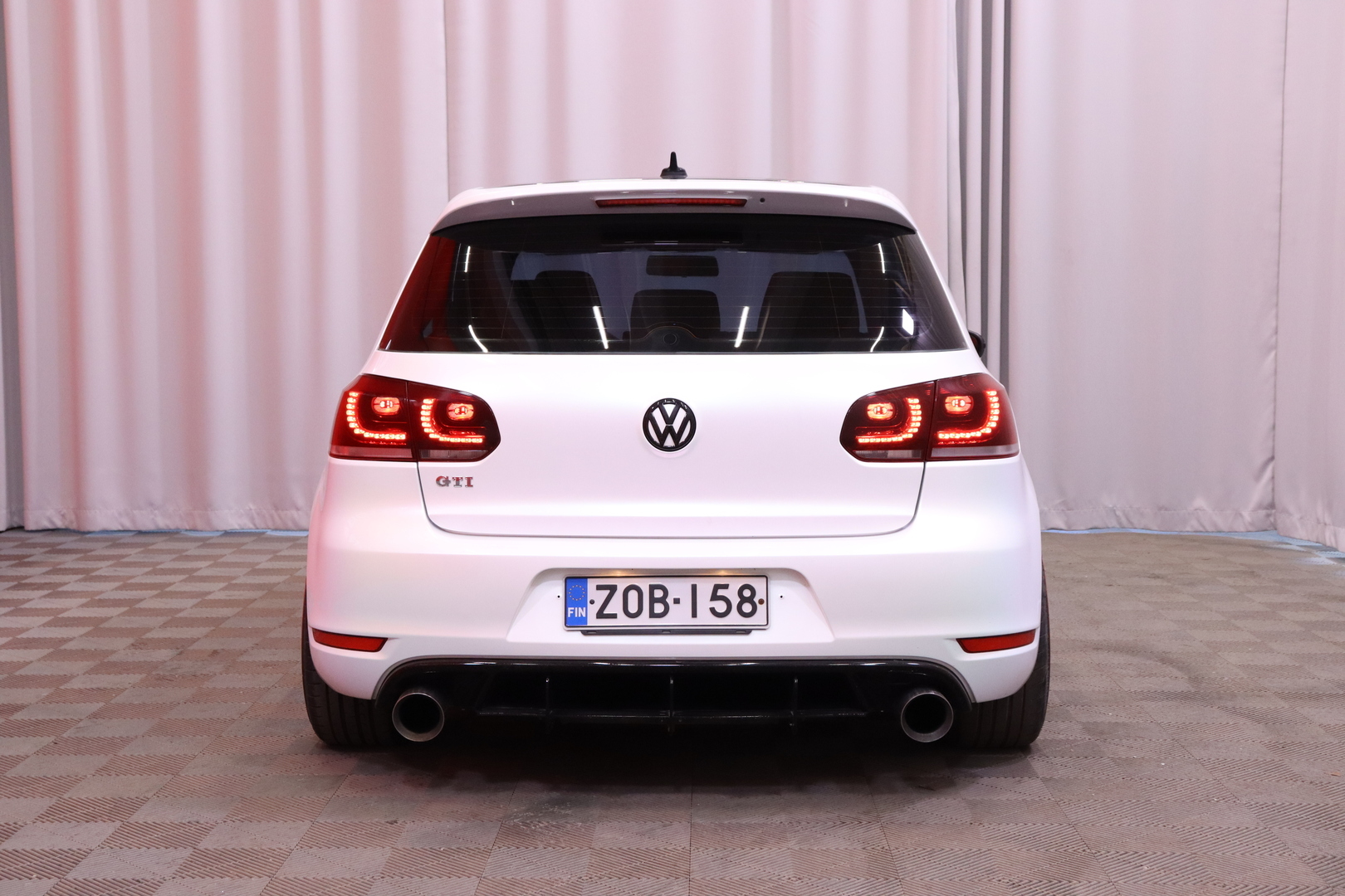 VOLKSWAGEN Golf 2011