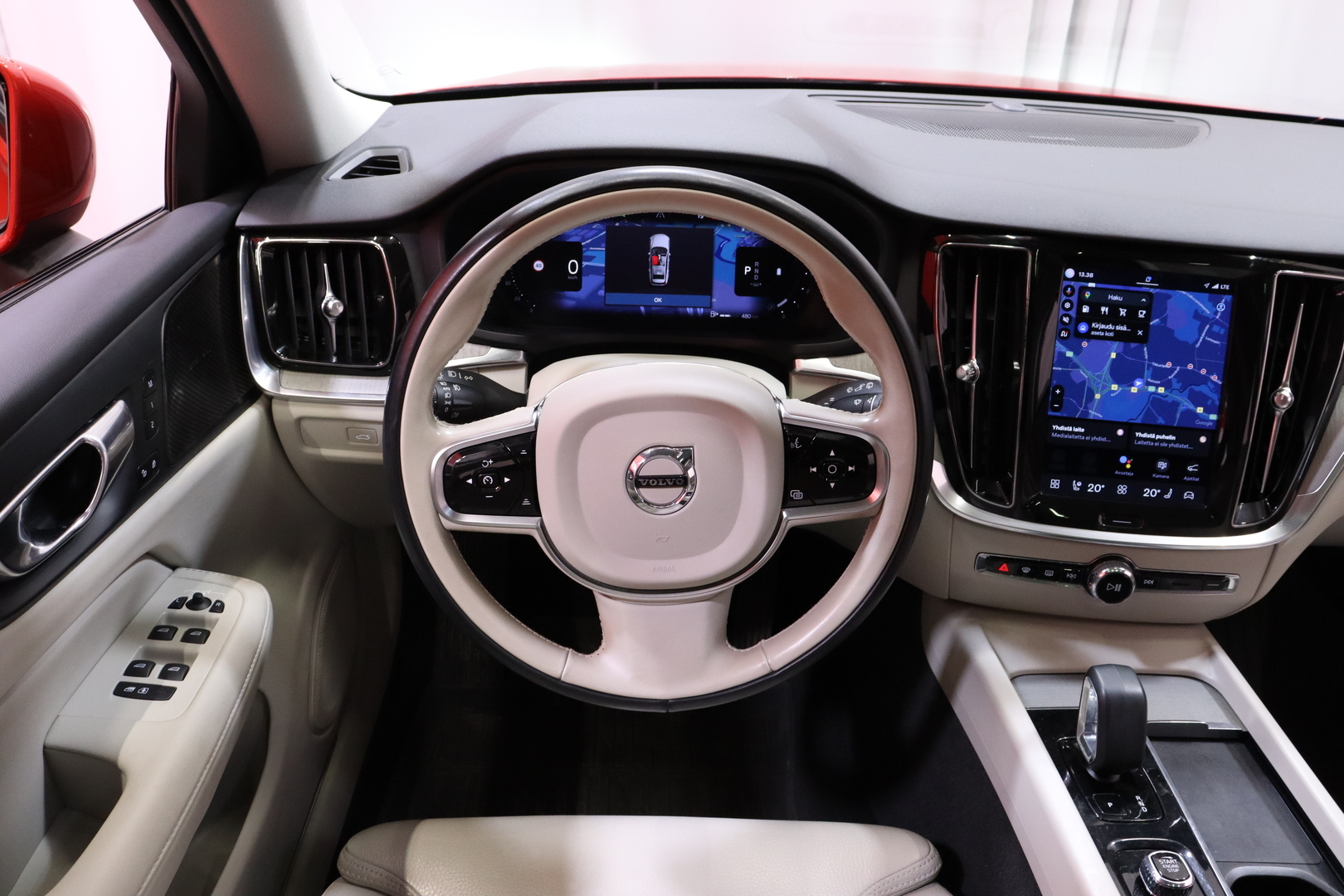 VOLVO V60 Cross Country 2023