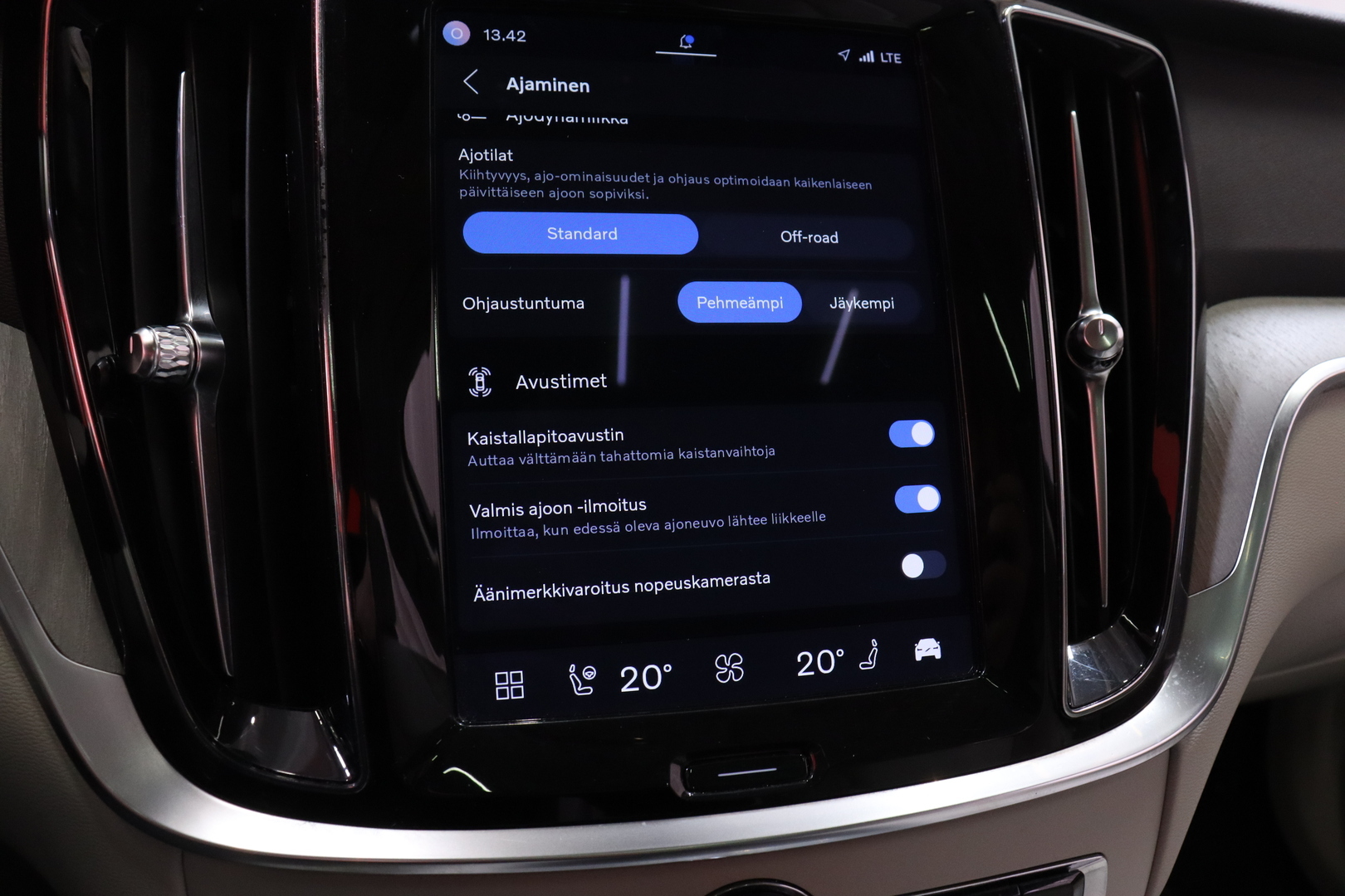 VOLVO V60 Cross Country 2023