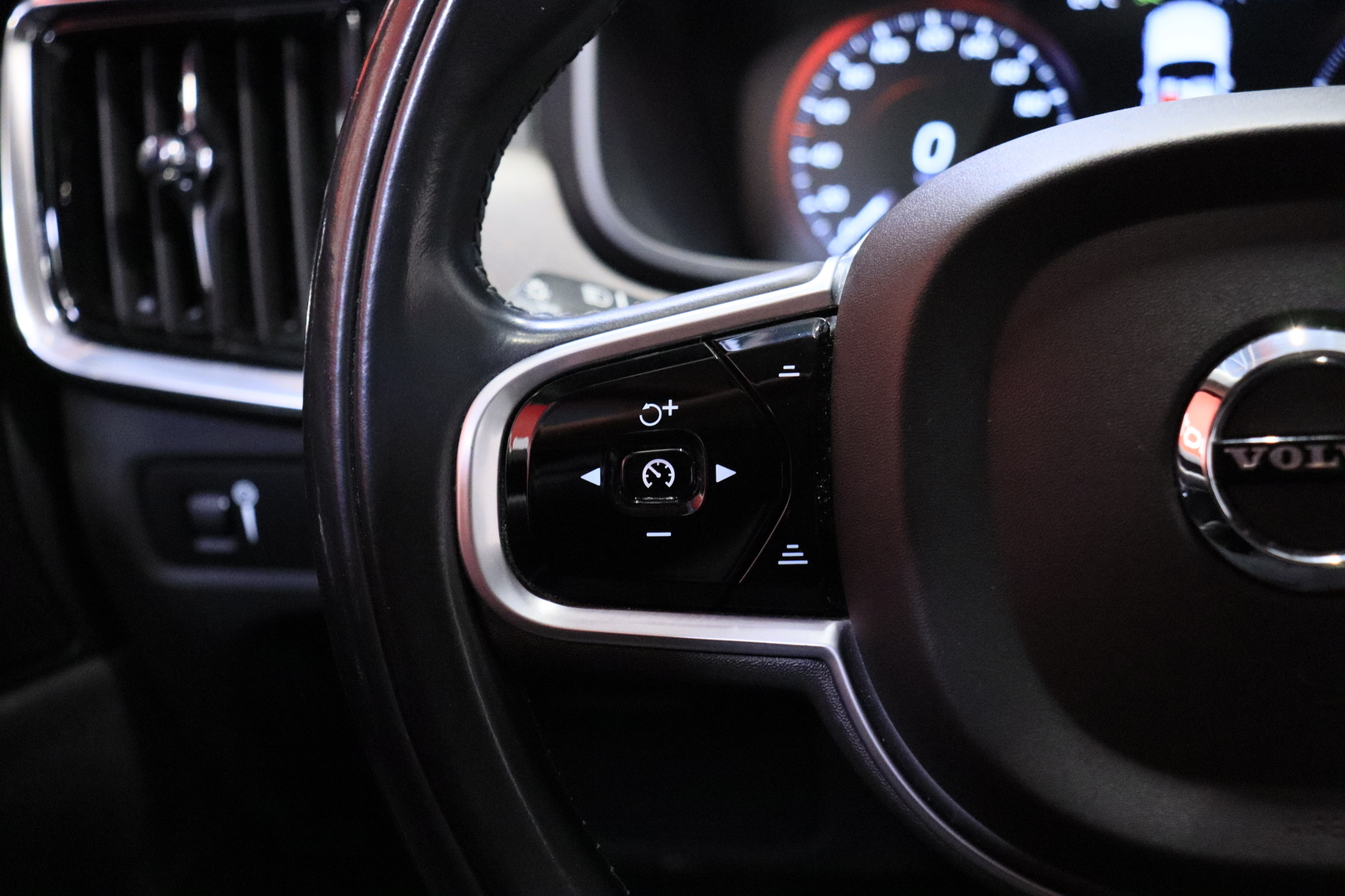 VOLVO V90 Cross Country 2019