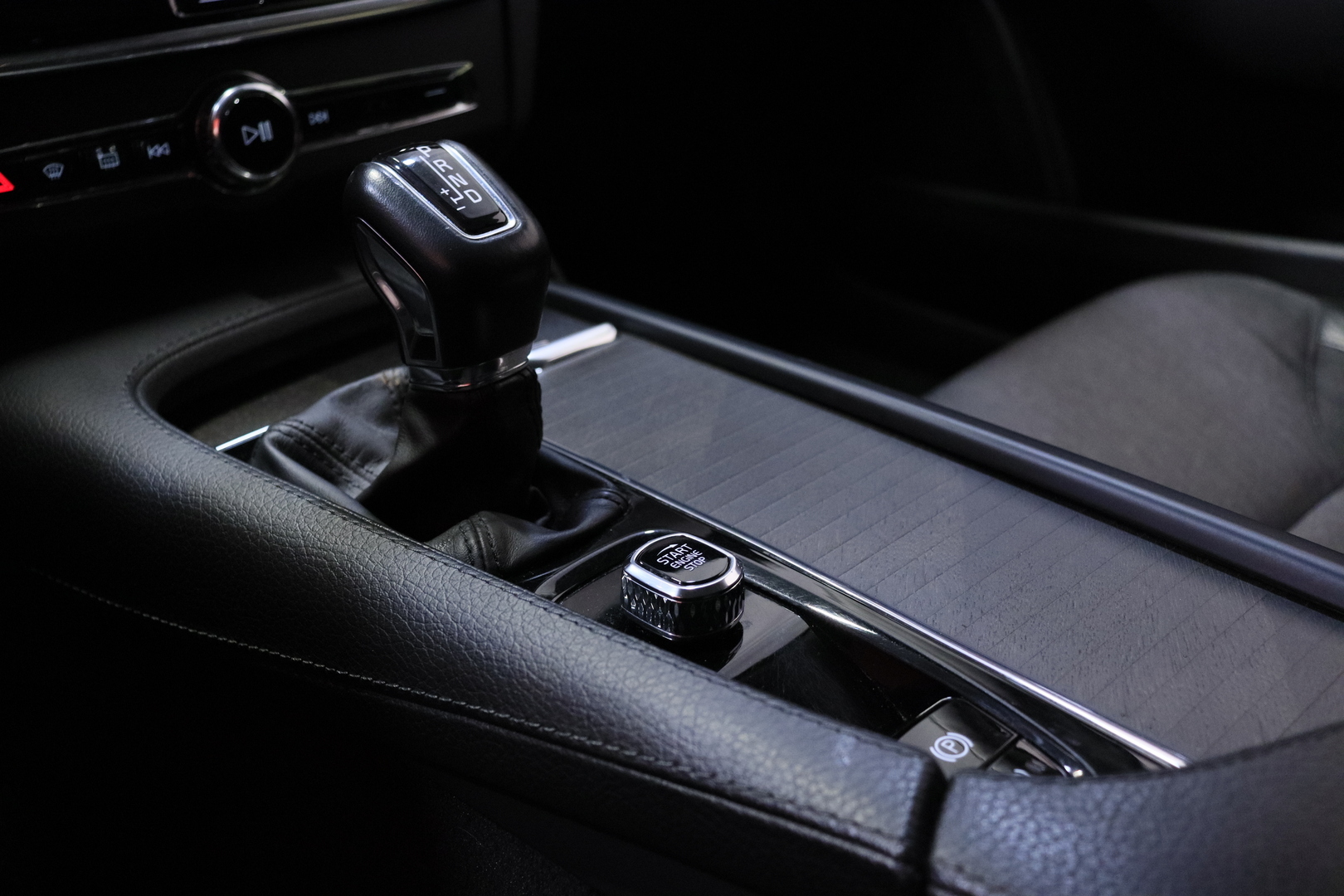 VOLVO V90 Cross Country 2019