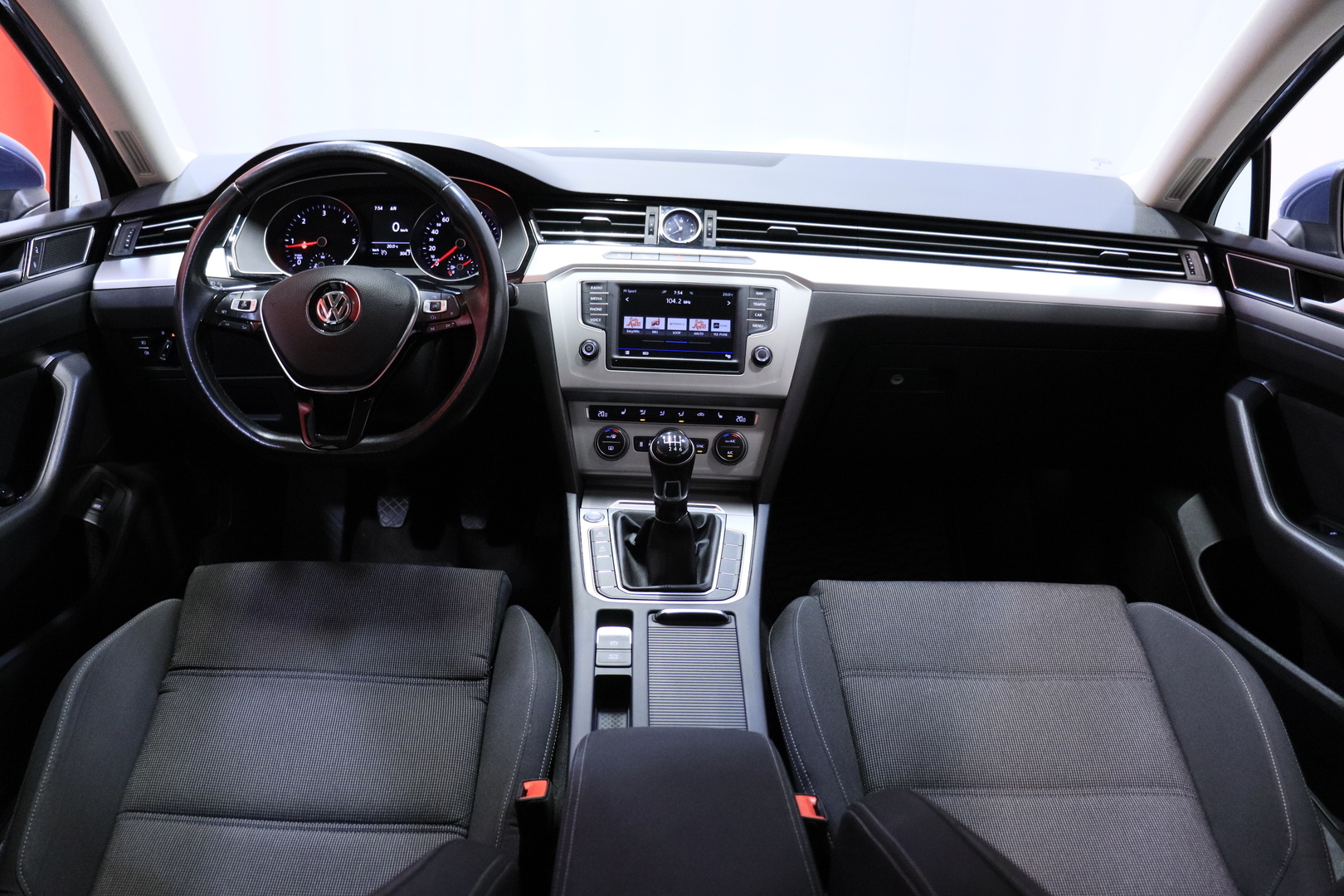 VOLKSWAGEN Passat 2017