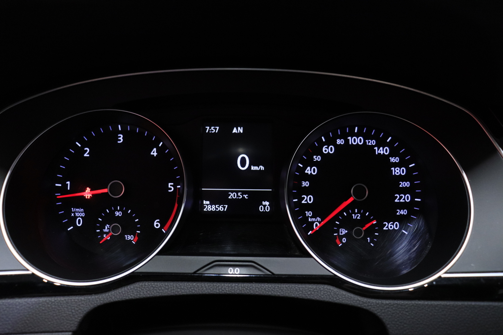 VOLKSWAGEN Passat 2017