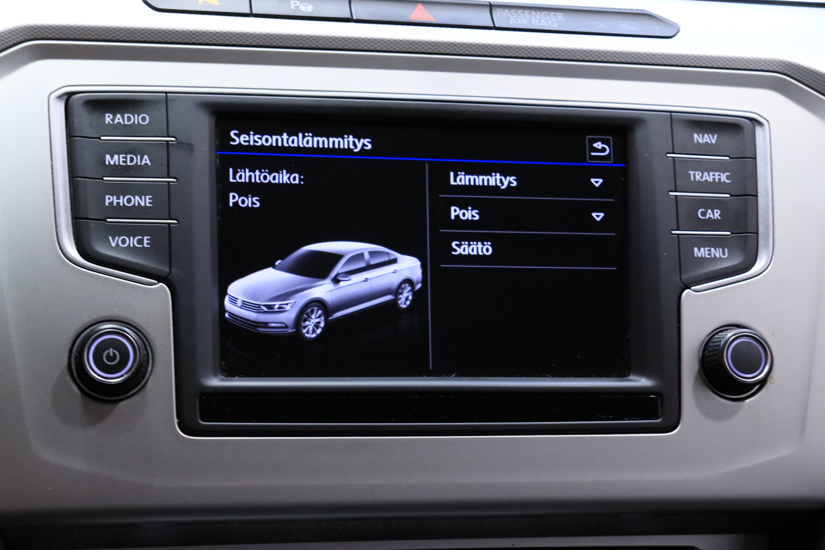 VOLKSWAGEN Passat 2017