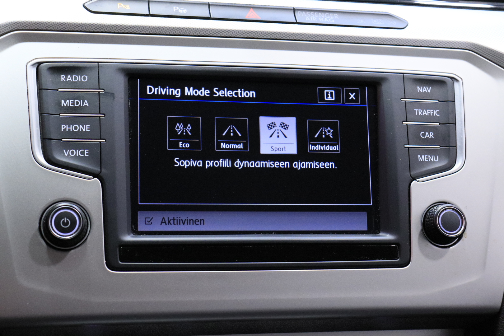 VOLKSWAGEN Passat 2017