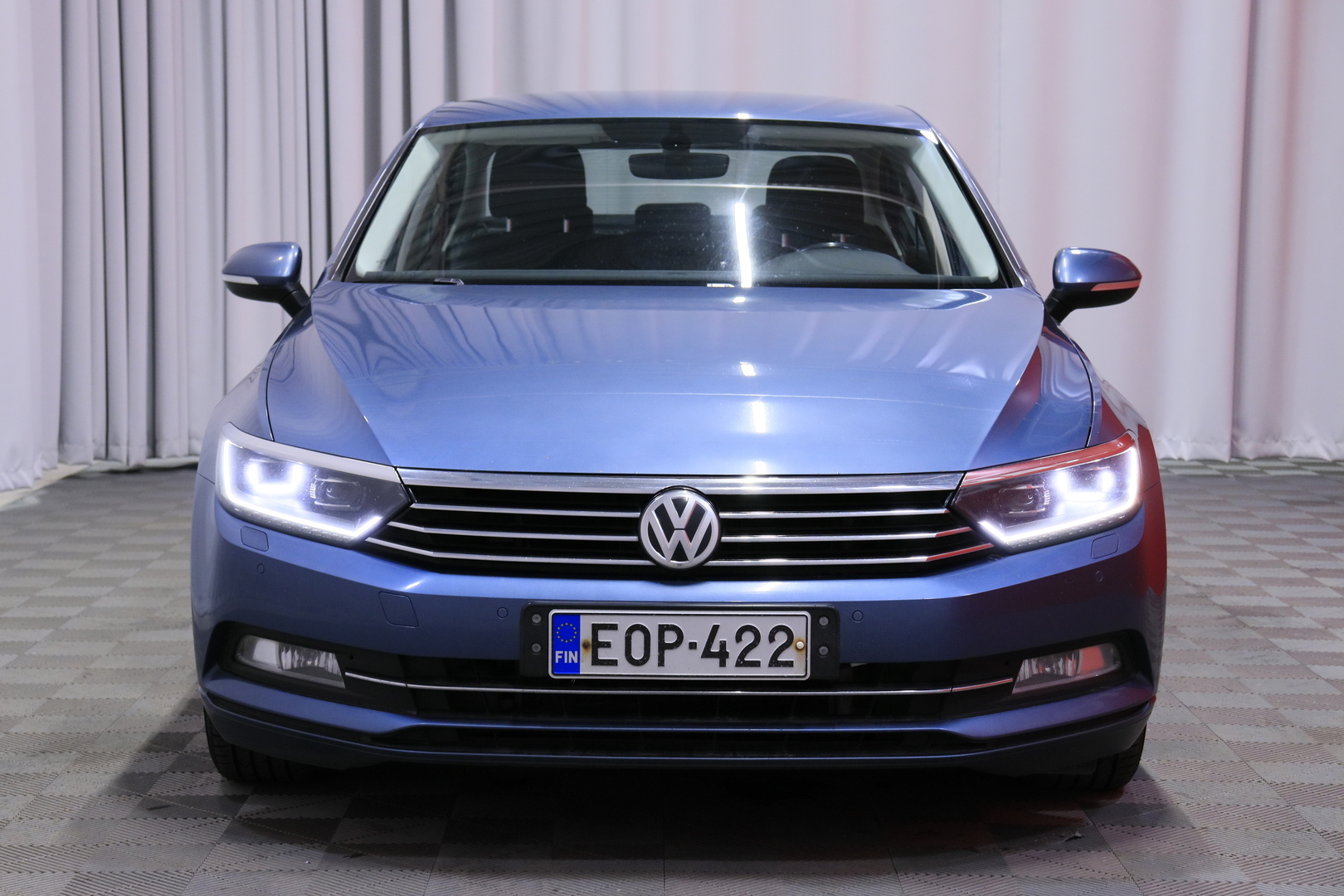VOLKSWAGEN Passat 2017