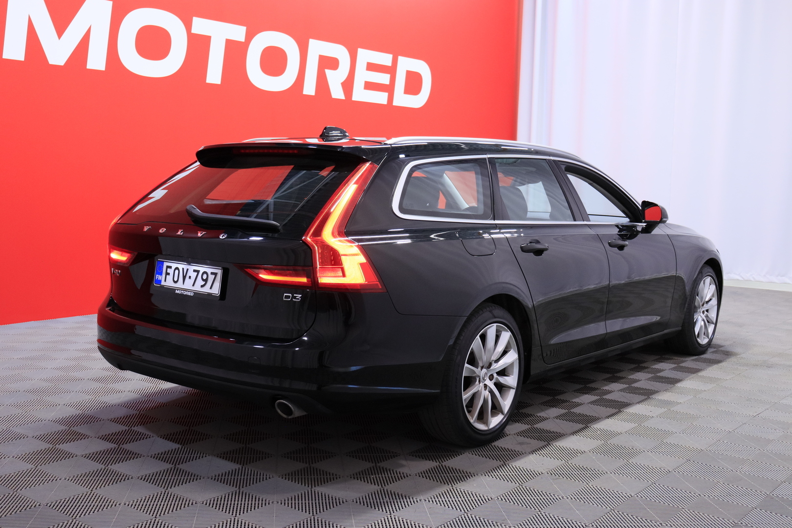 VOLVO V90 2019
