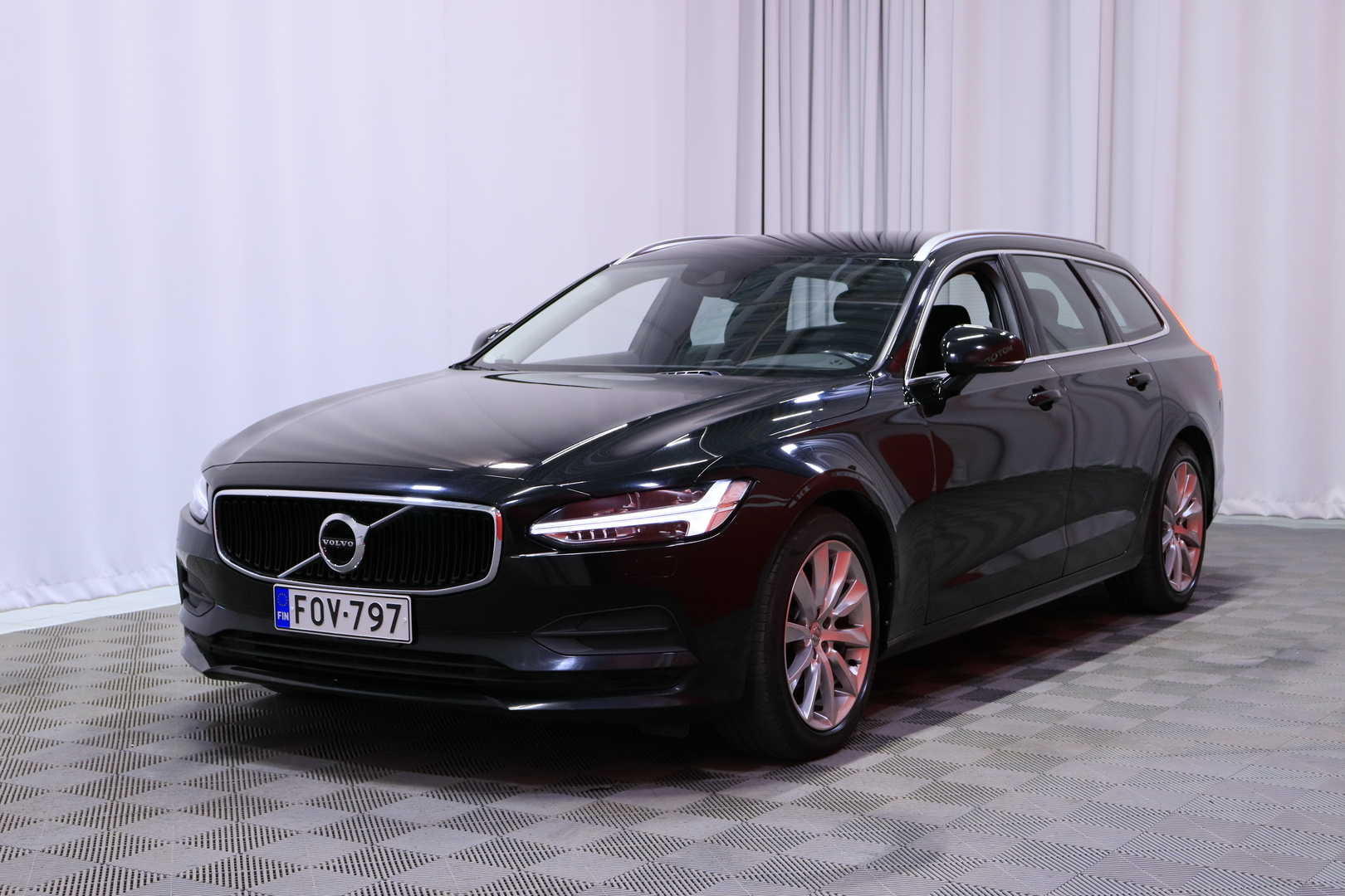 VOLVO V90 2019
