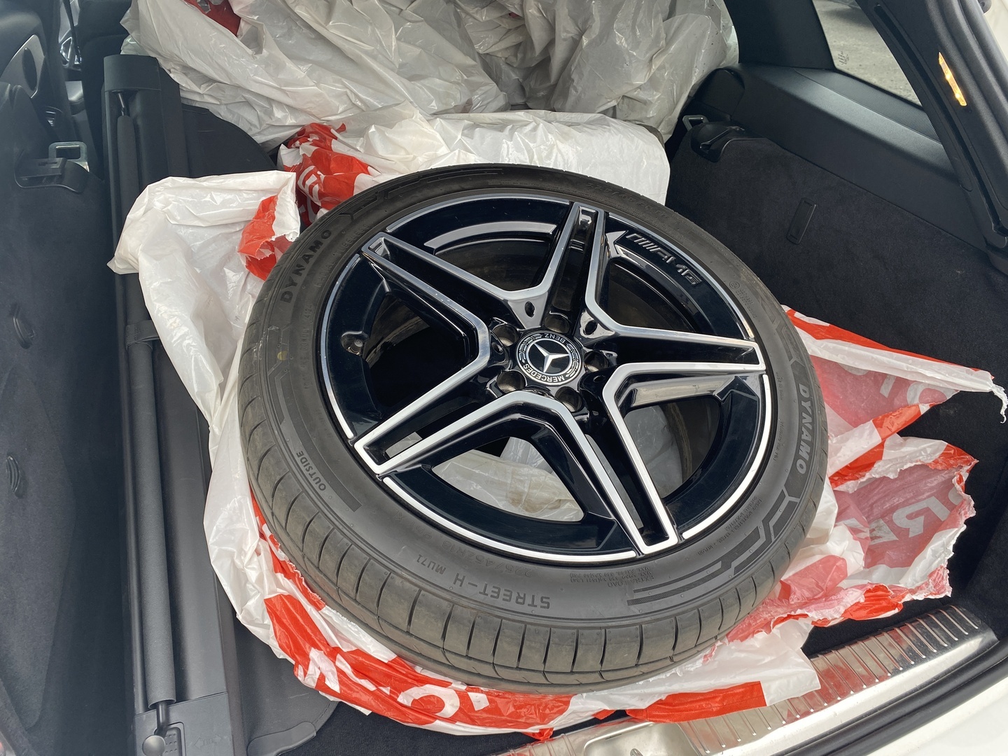 MERCEDES-BENZ C 2020