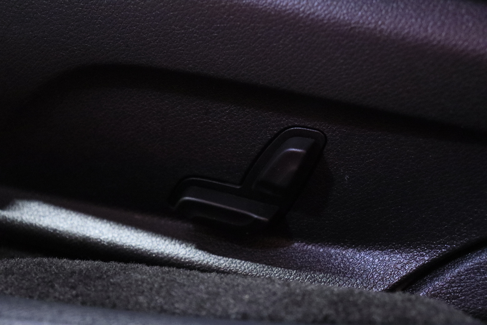 MERCEDES-BENZ E 2017