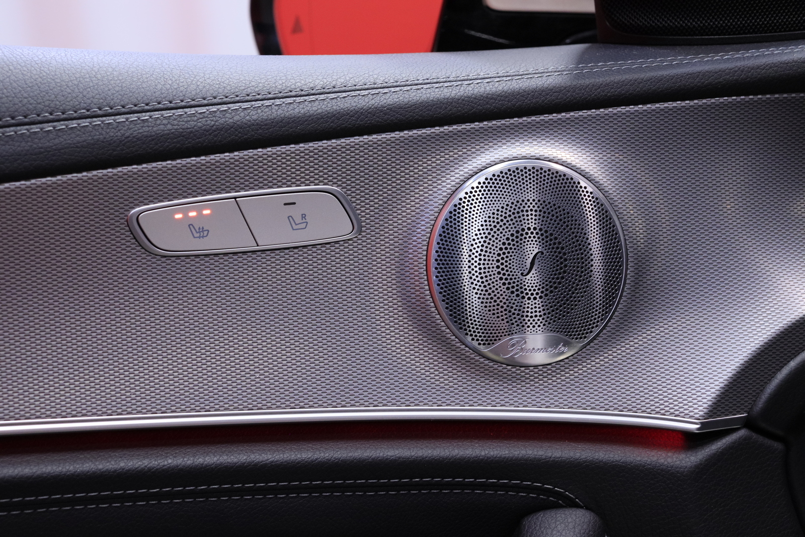 MERCEDES-BENZ E 2017