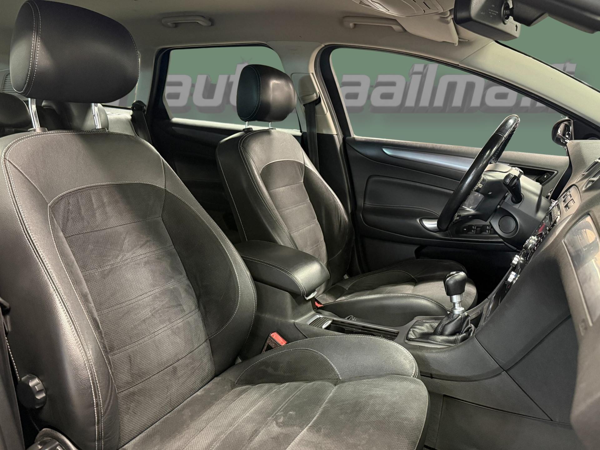 FORD Mondeo 2013