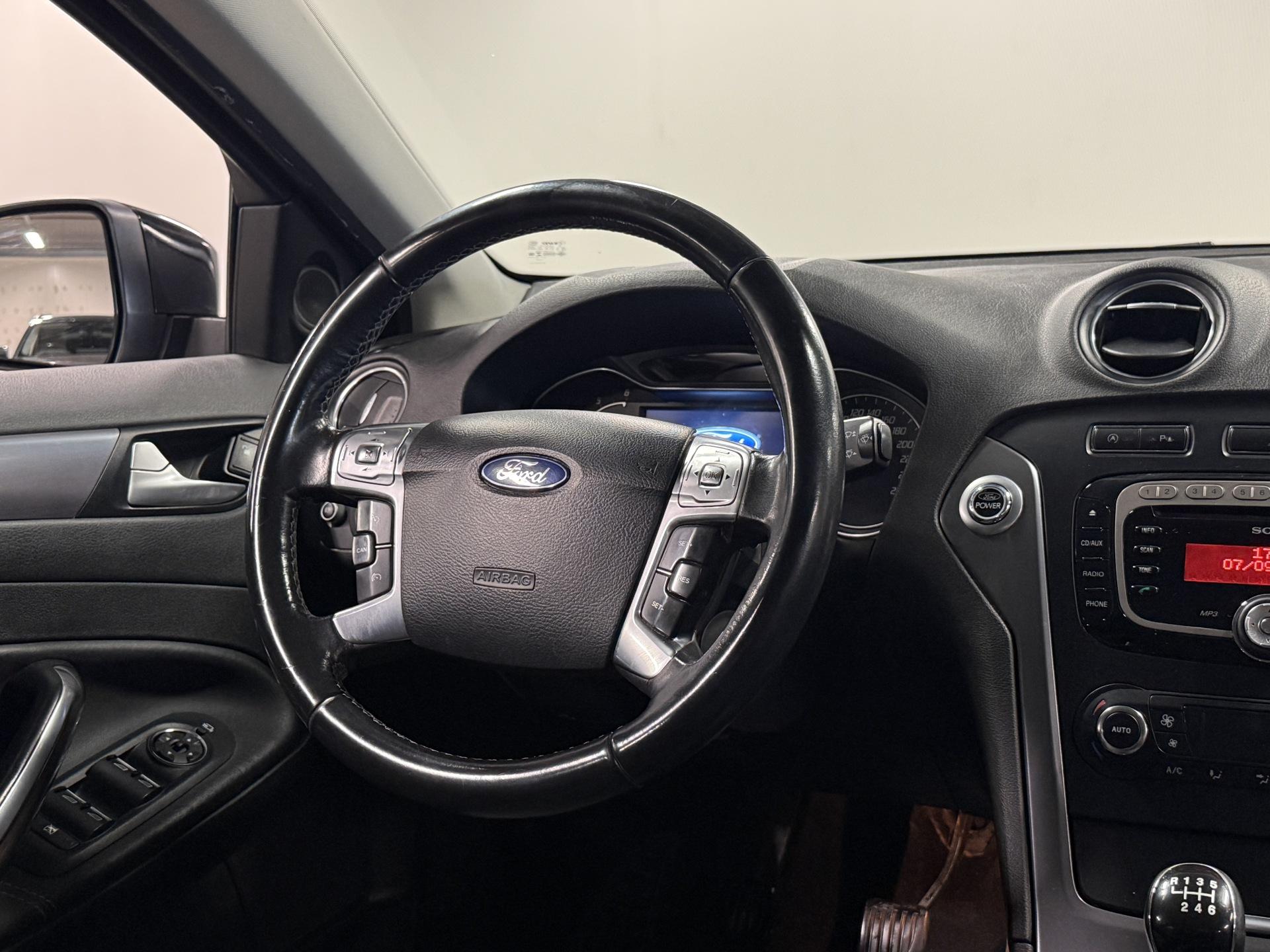 FORD Mondeo 2013