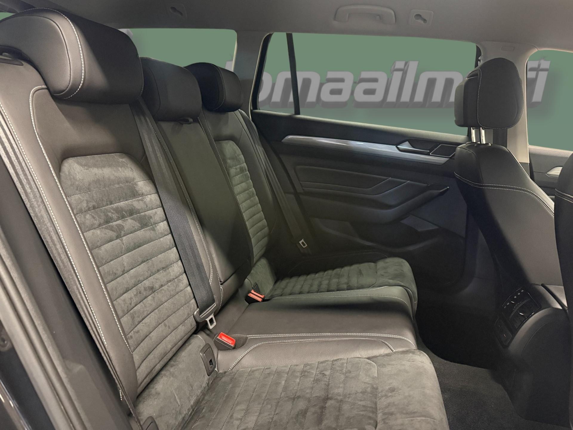 VOLKSWAGEN Passat 2019