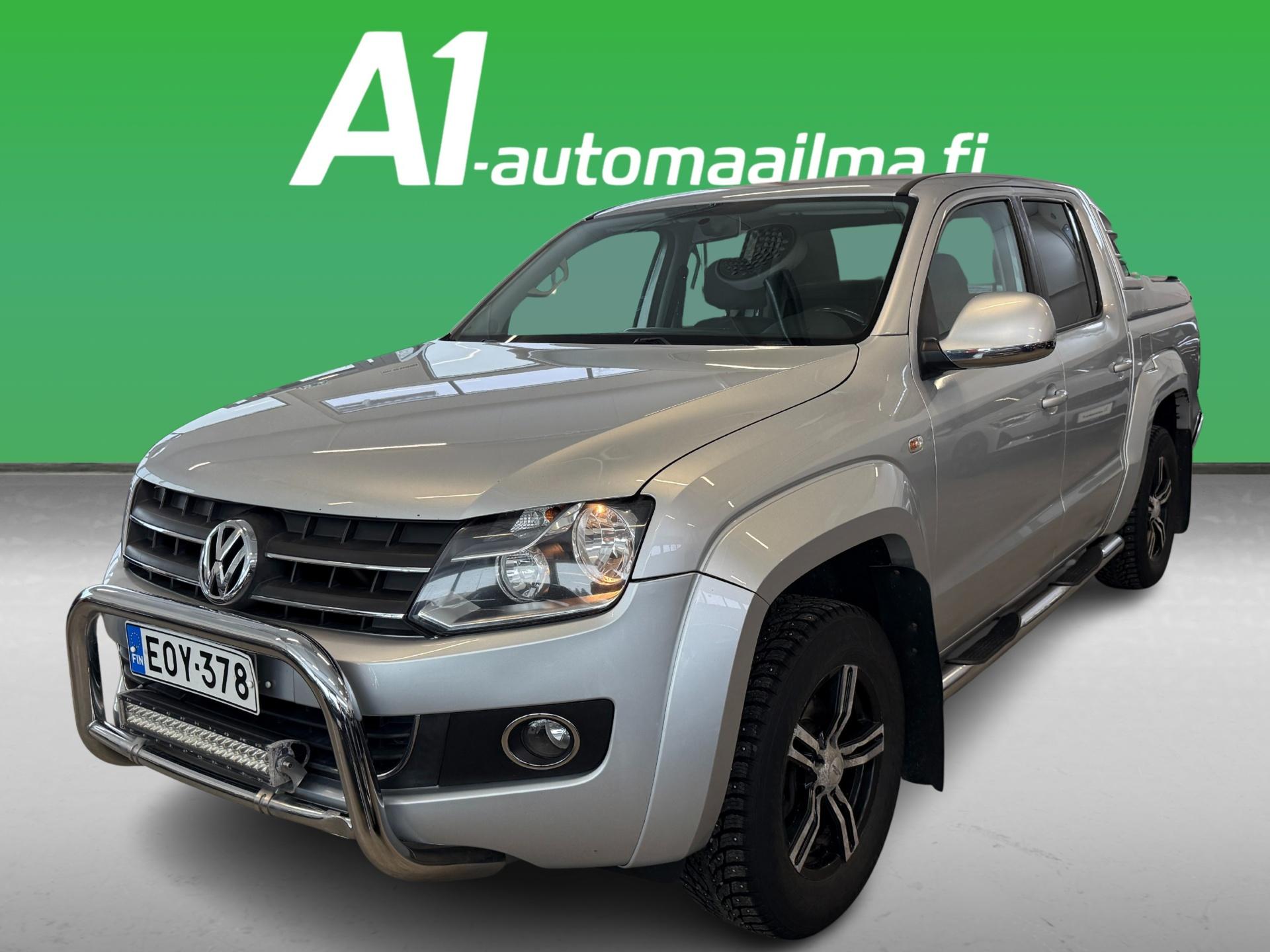 VOLKSWAGEN Amarok 2012