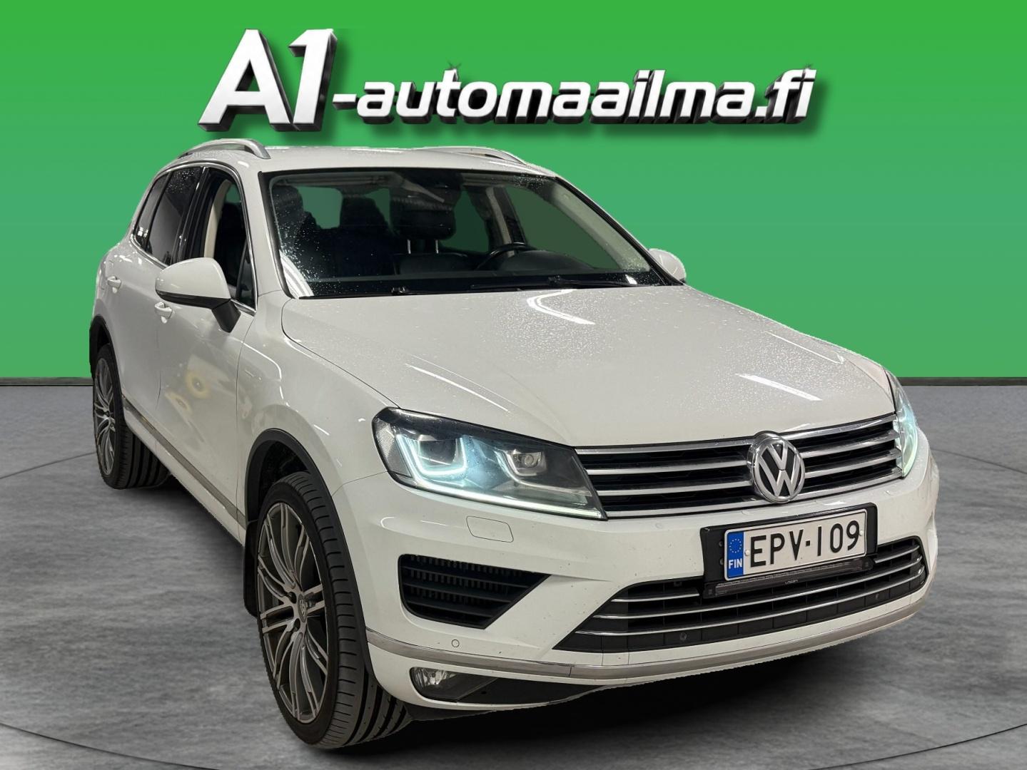 VOLKSWAGEN Touareg 2014