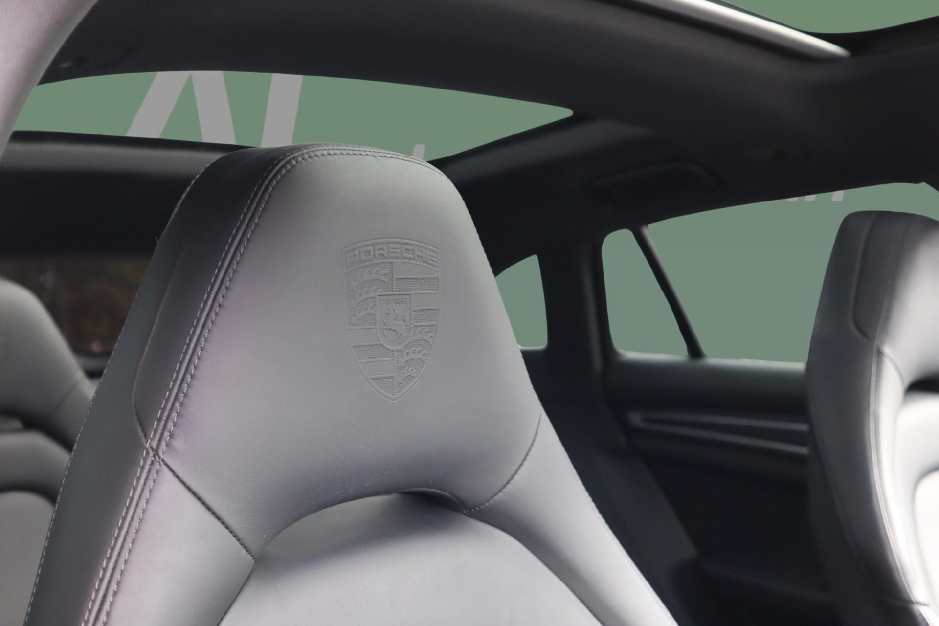 PORSCHE Panamera 2022