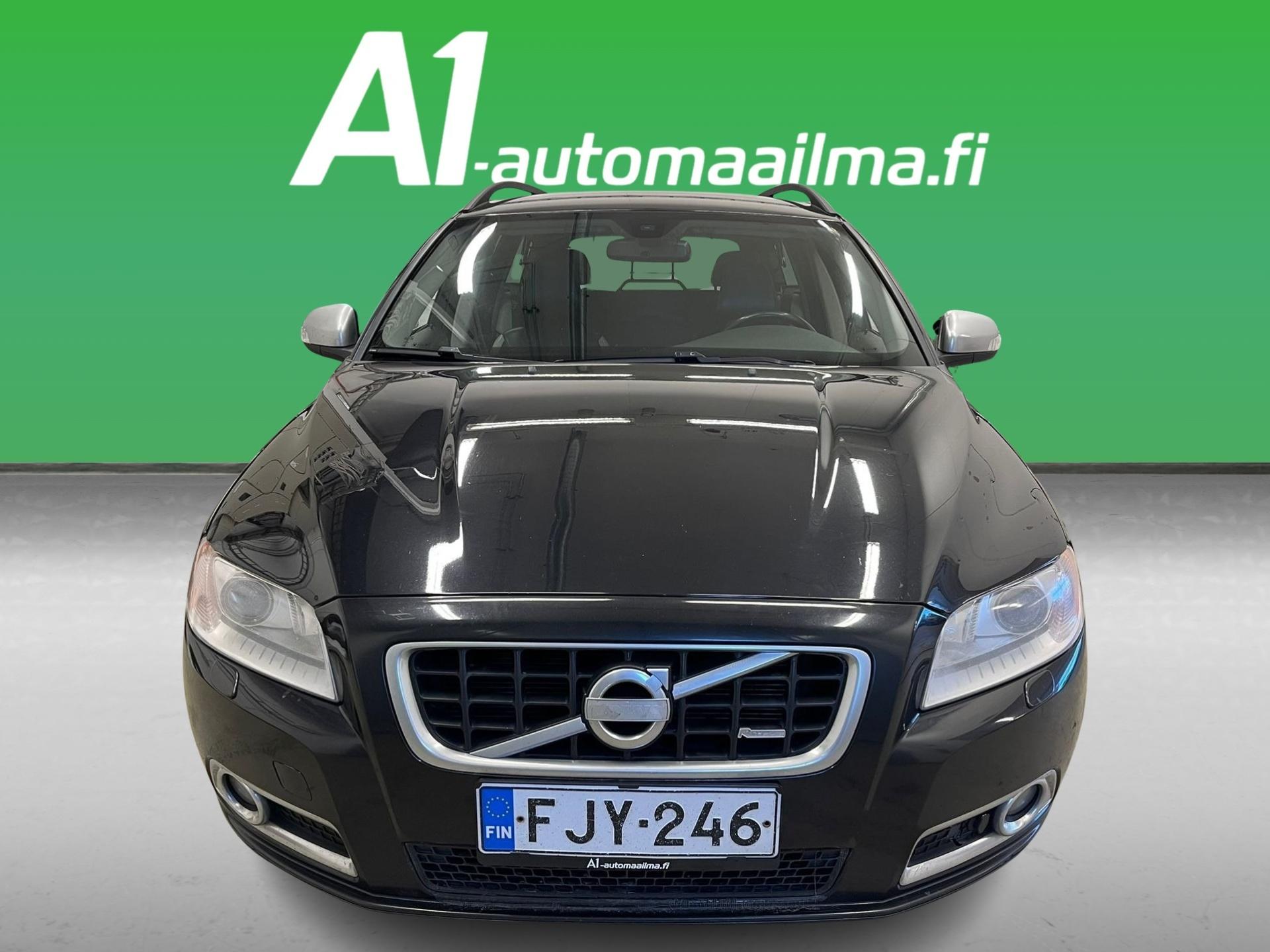 VOLVO V70 2011