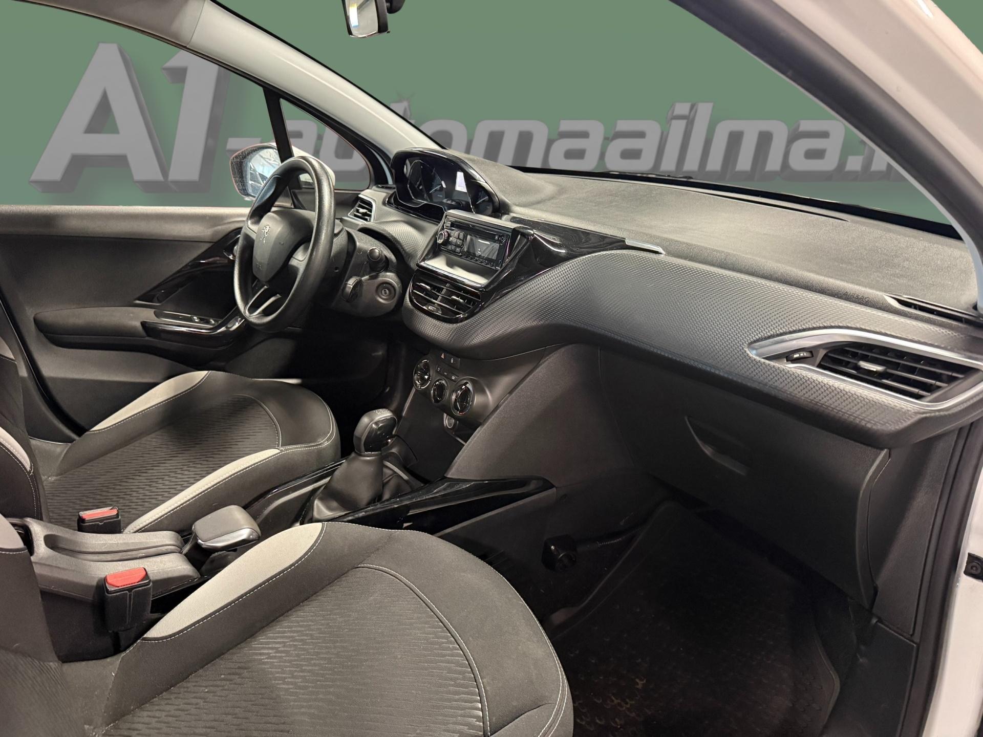 PEUGEOT 2008 2013