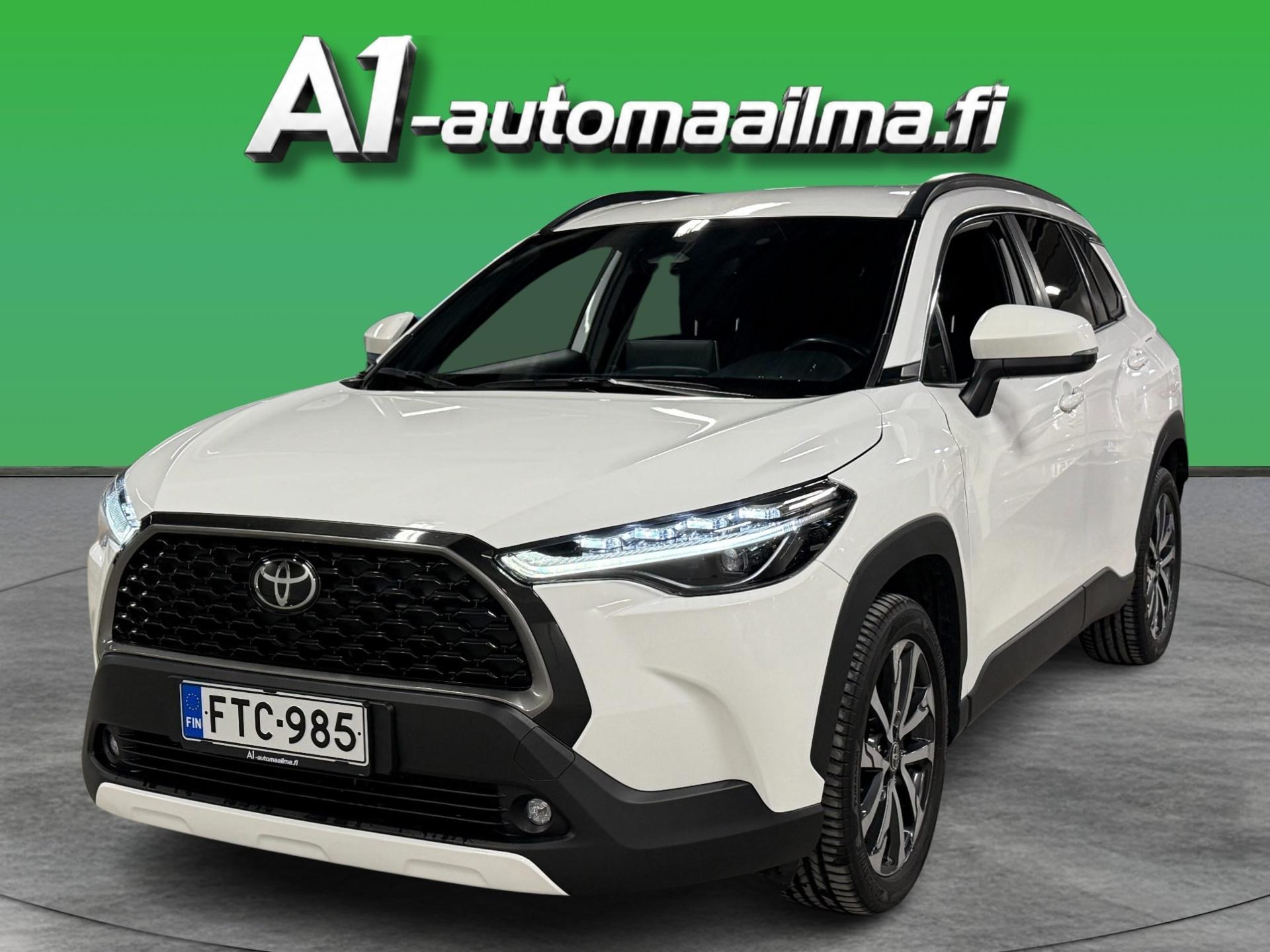 TOYOTA Corolla Cross 2024