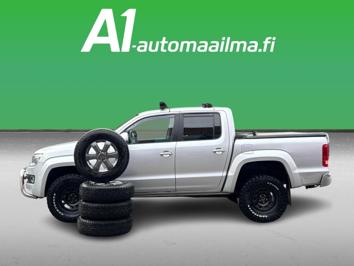 VOLKSWAGEN Amarok 2012