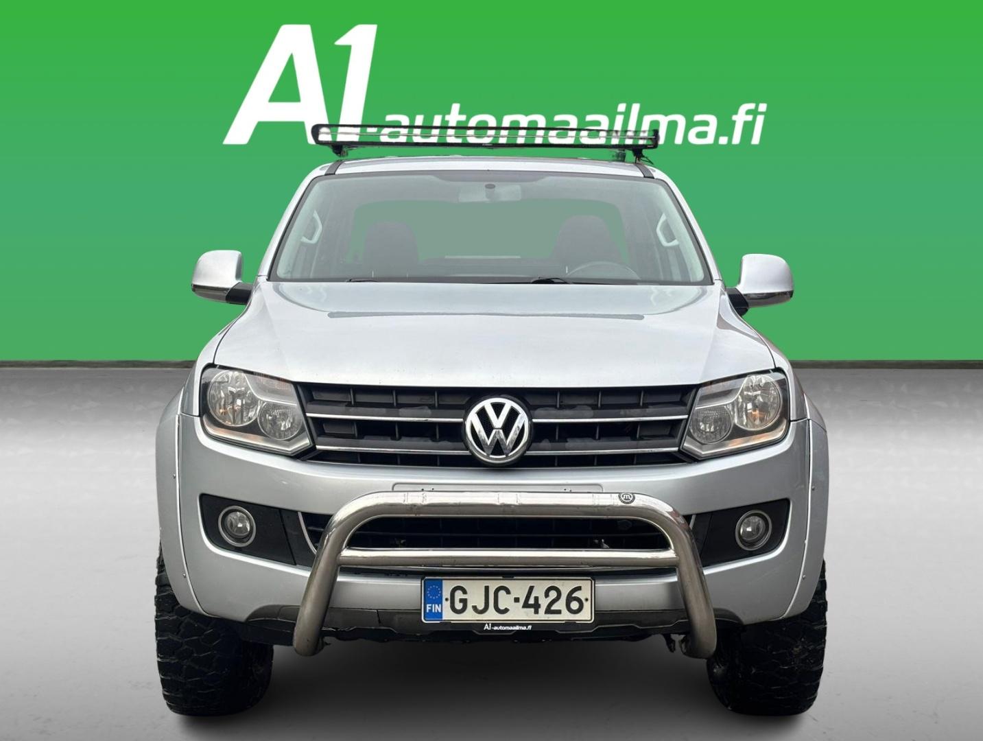 VOLKSWAGEN Amarok 2012