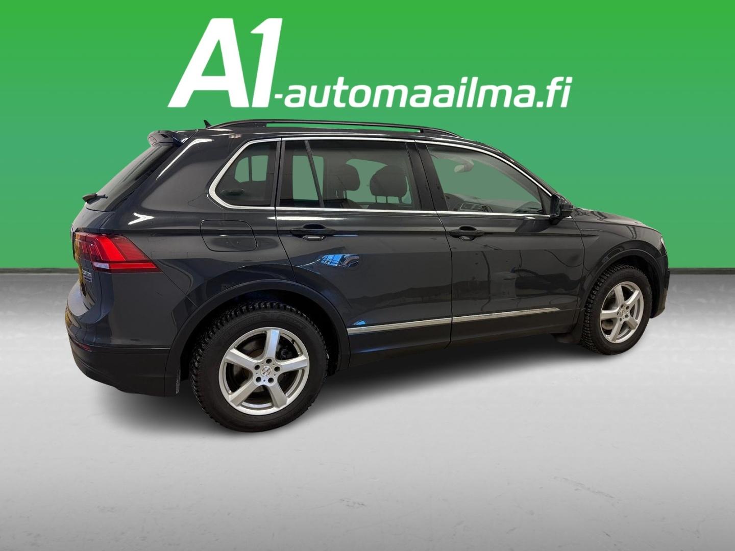 VOLKSWAGEN Tiguan 2016