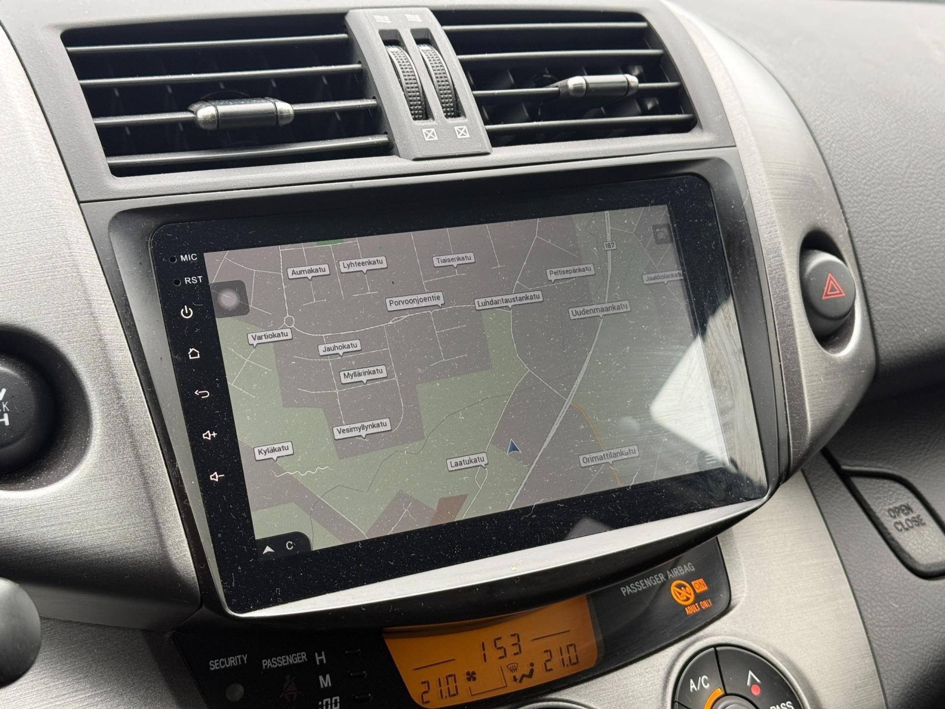 TOYOTA RAV4 2011