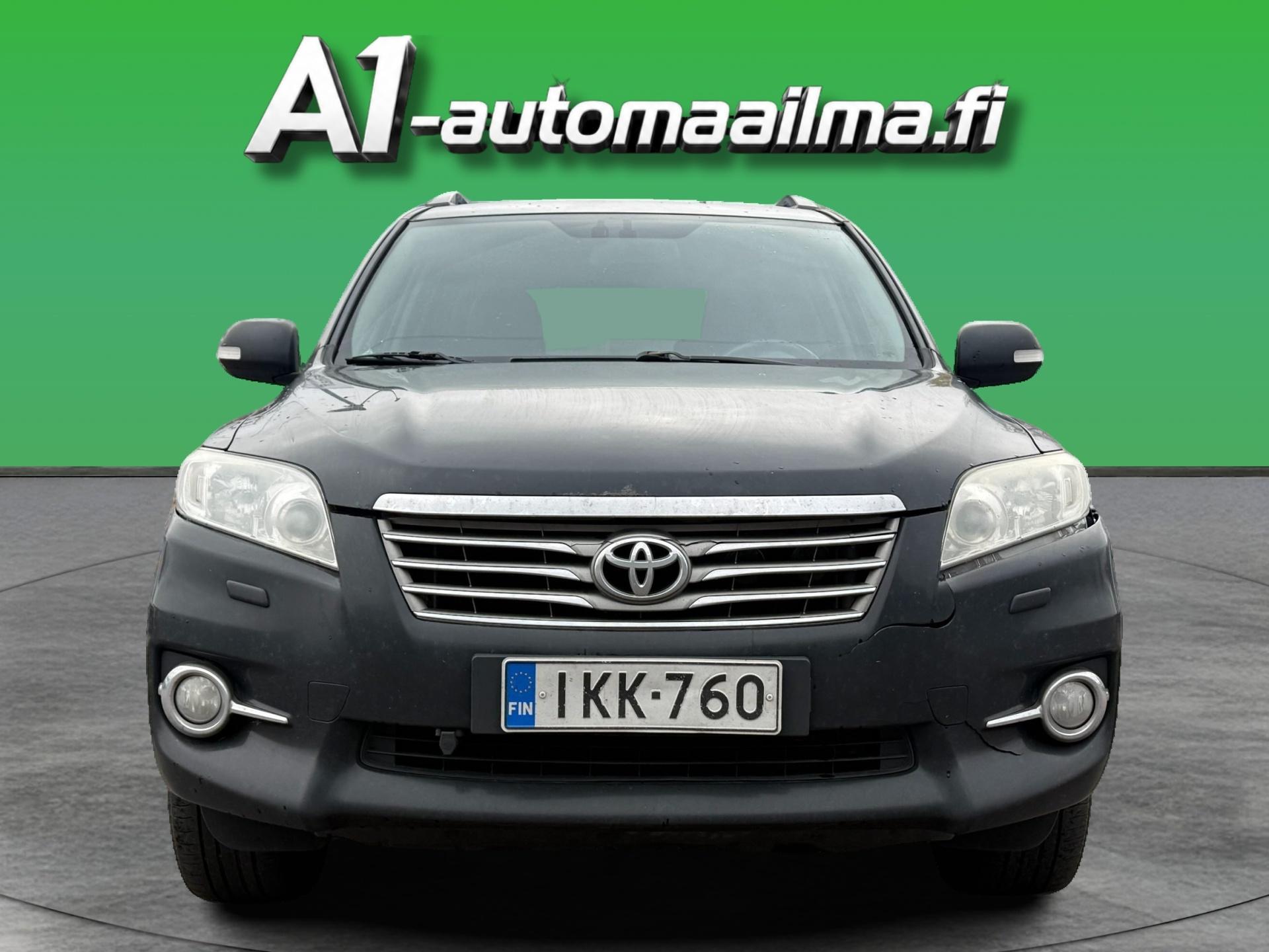 TOYOTA RAV4 2011