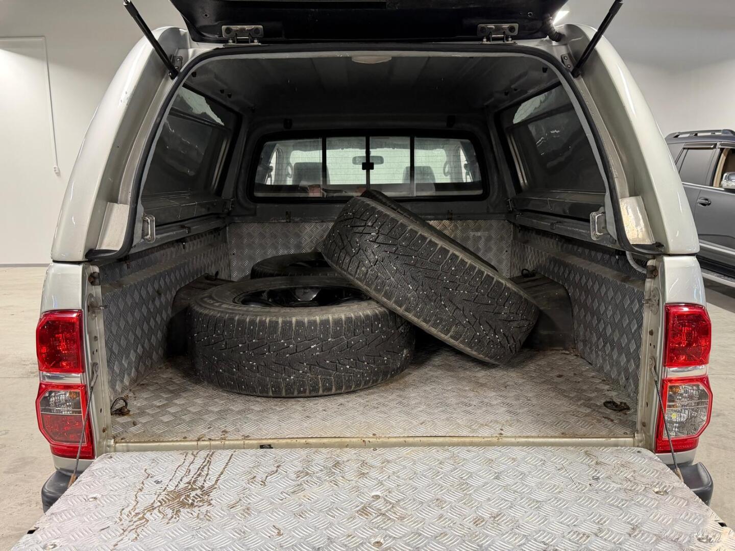 TOYOTA Hilux 2012