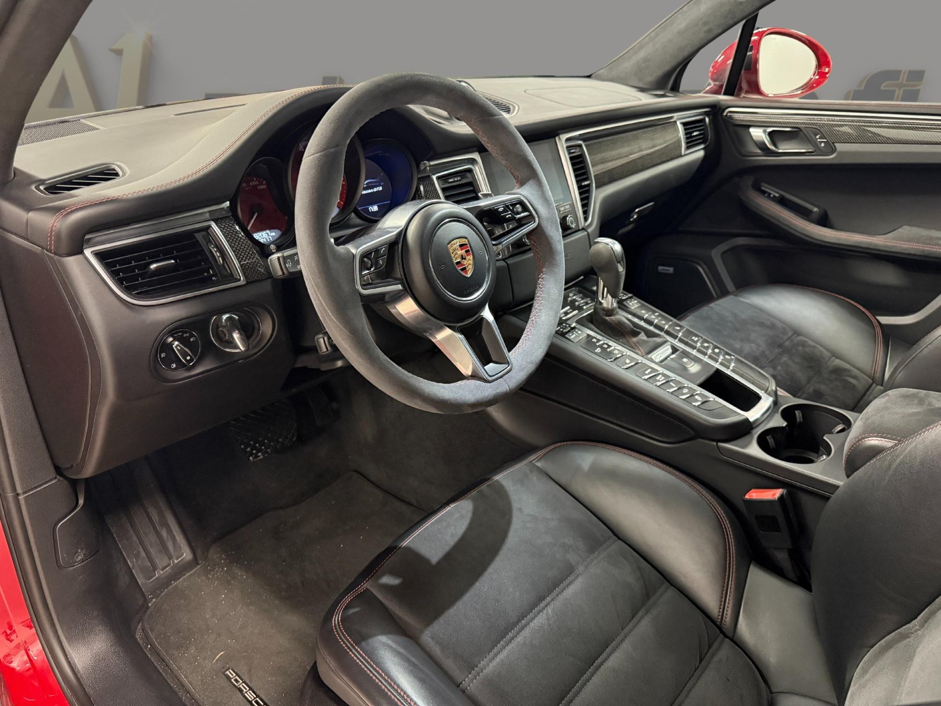 PORSCHE Macan 2017
