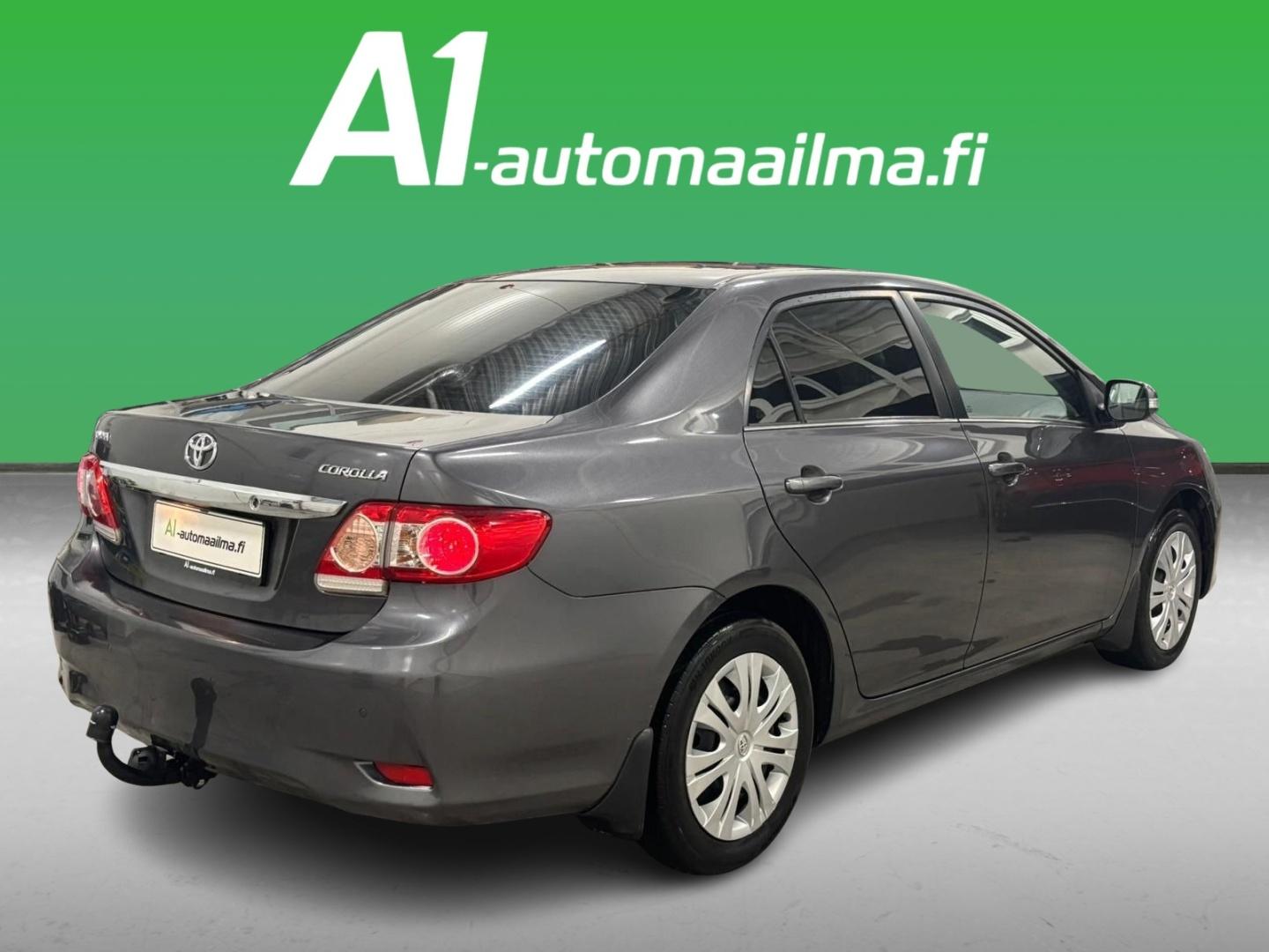 TOYOTA Corolla 2011