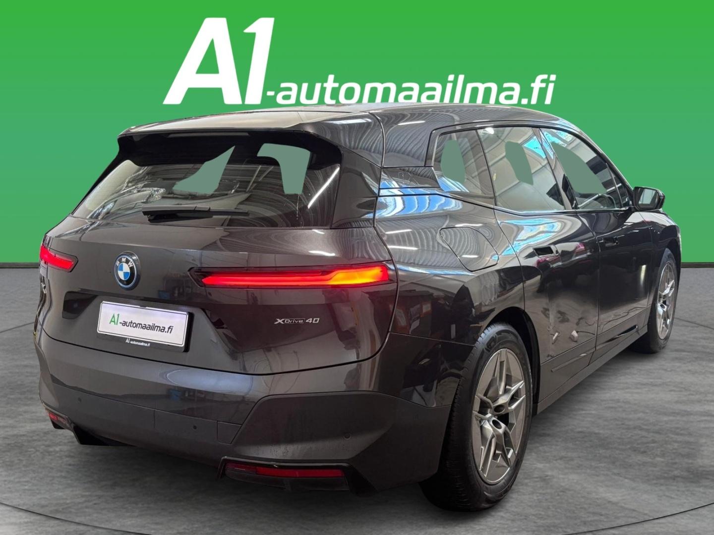 BMW iX 2022