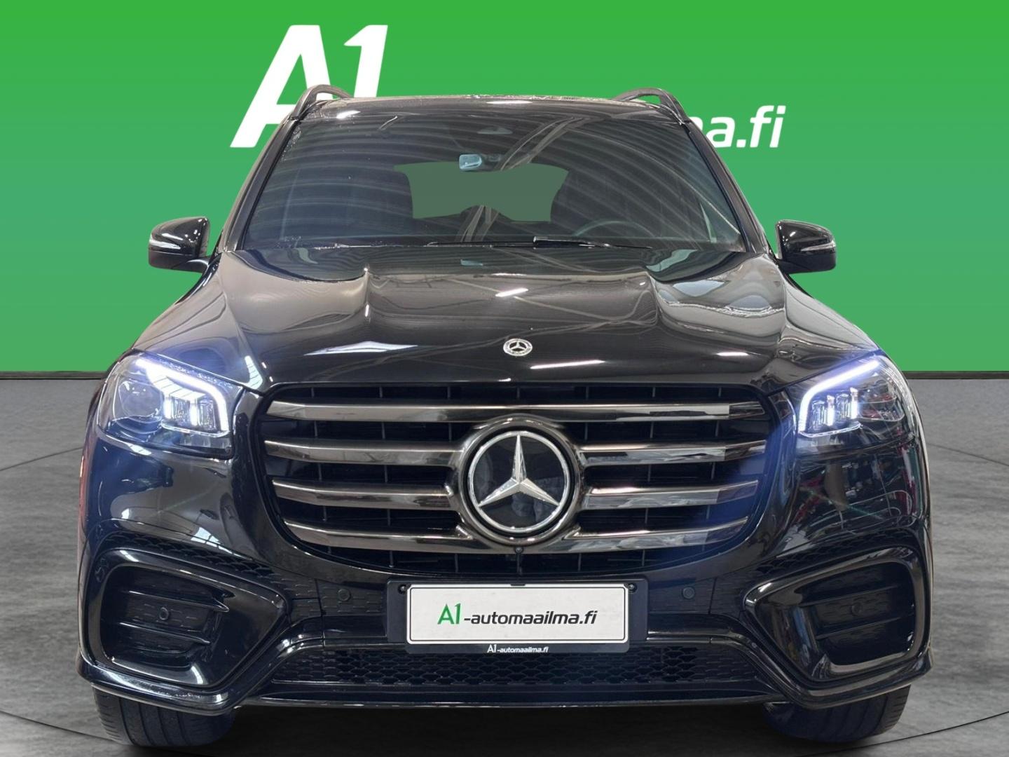 MERCEDES-BENZ GLS 2025